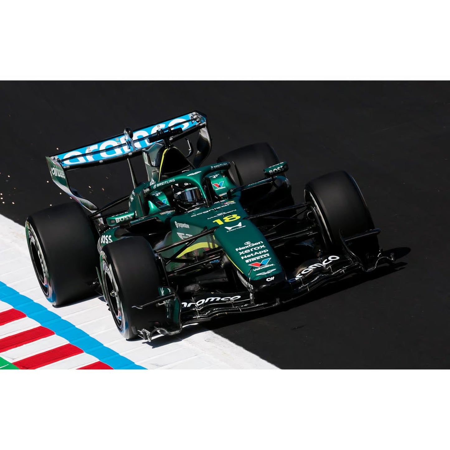 Spark 1:64 - Pre-Order - Aston Martin Aramco Formula One Team AMR26 No.18 Japanese GP 2026 Lance Stroll - 64S131