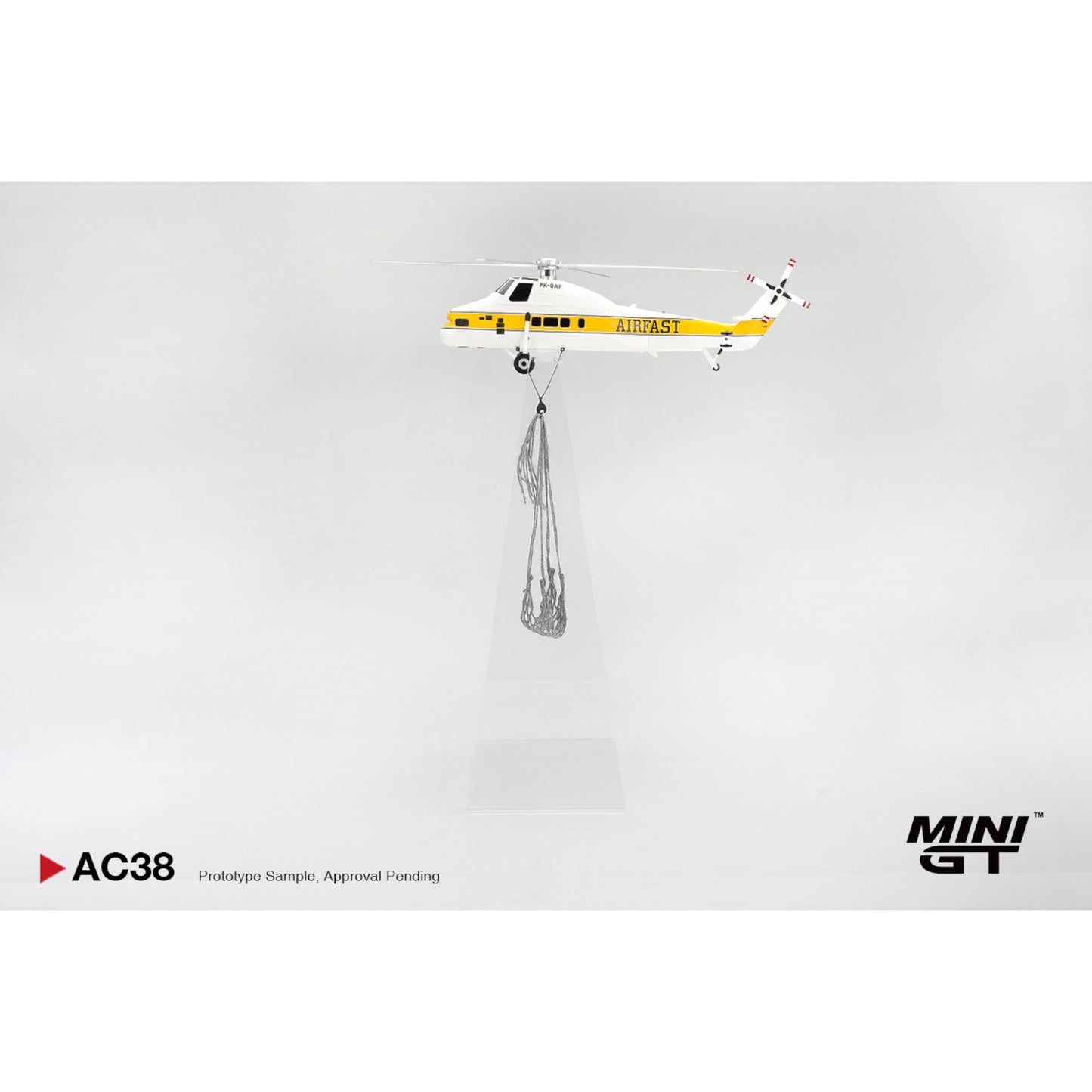 Mini GT - Pre-Order - Sikorsky S58T Helicopter 1985 Camel Trophy - MGTAC38