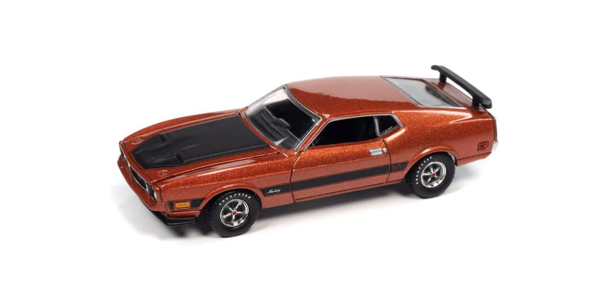 AUTO WORLD - 1973 FORD MUSTANG MACH 1 - Copper / Flat Black - 1:64 - AWSP099A