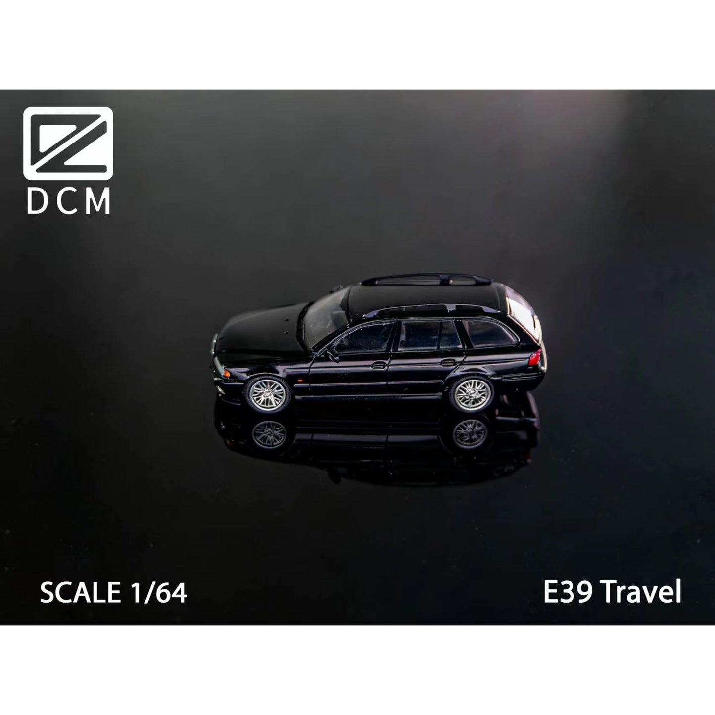 DCM Models - Pre-Order - BMW 5er E39 Touring Piano Black - DCM64-E39T-PBLK
