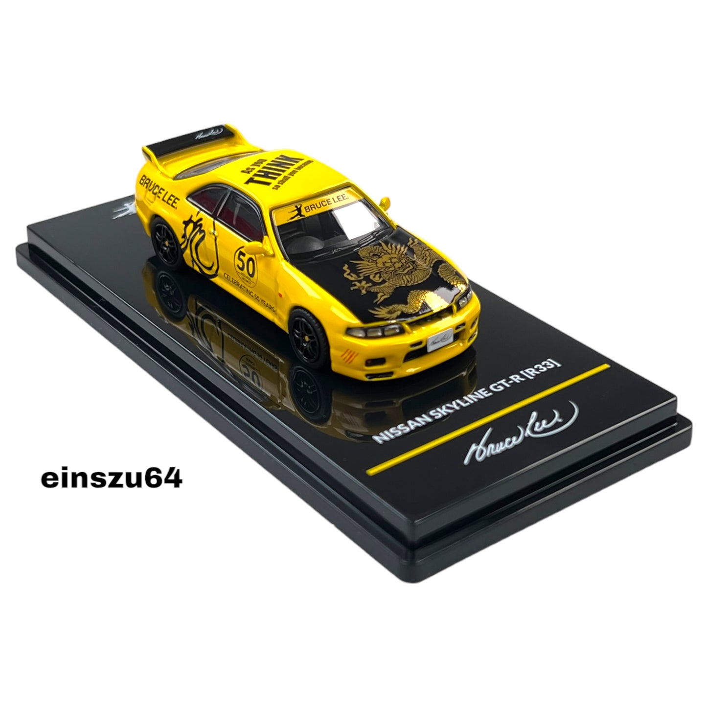 INNO64 - Nissan Skyline GTS-R R33 *Bruce Lee 50th Anniversary*, yellow/black - 1:64 - IN64-R33BRUCELEE-Y