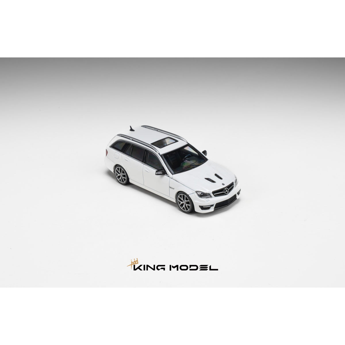 King Model - Pre-Order - C63 Wagon, white - KM64-C63W-WHI
