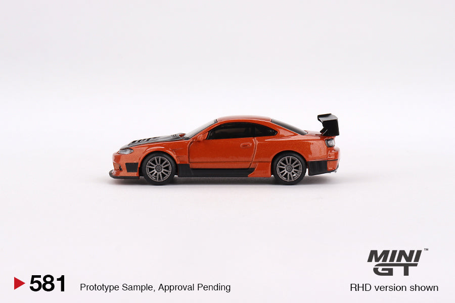 Mini GT - Nissan Silvia S15 D-MAX Metallic Orange - MGT00581 (RHD) - 1:64