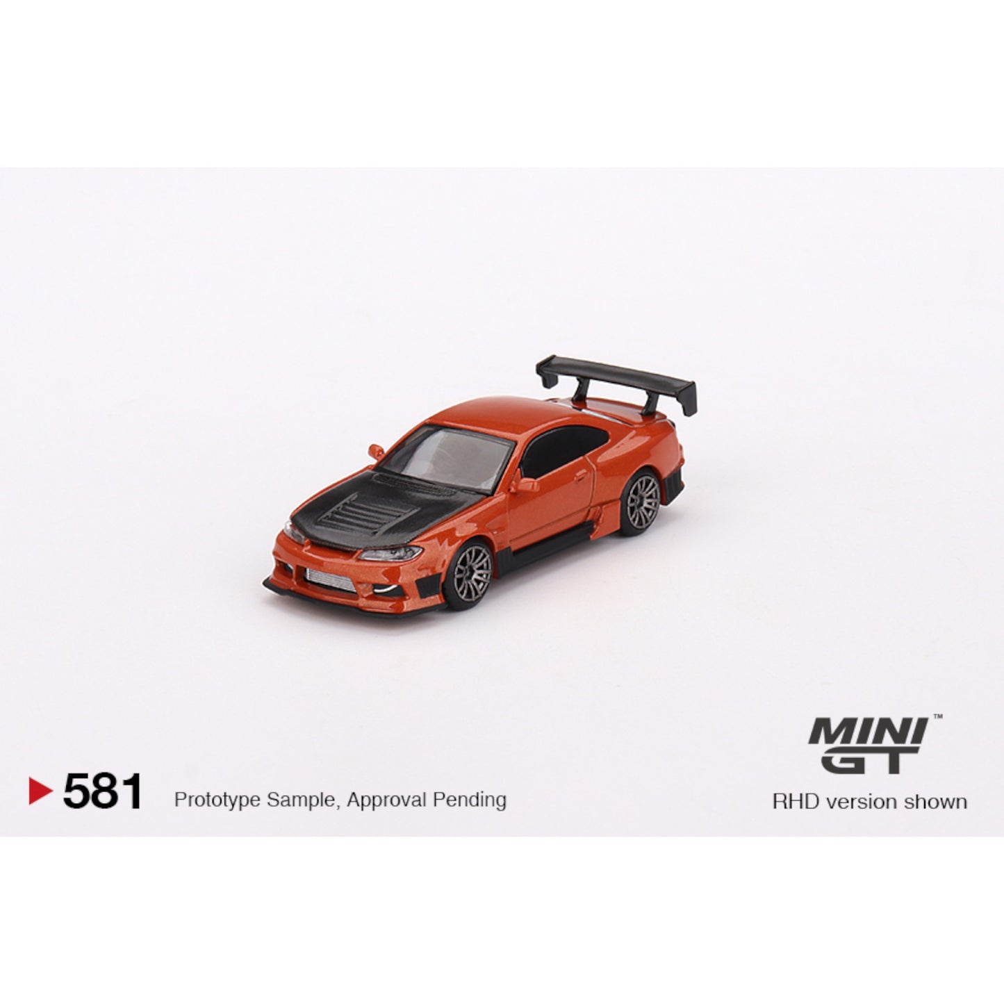 Mini GT - Nissan Silvia S15 D-MAX Metallic Orange - MGT00581 (RHD) - 1:64