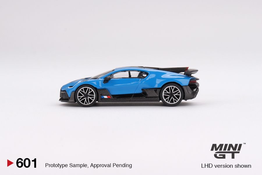 Mini GT - Bugatti Divo Blu Bugatti - MGT00601 (LHD) - 1:64