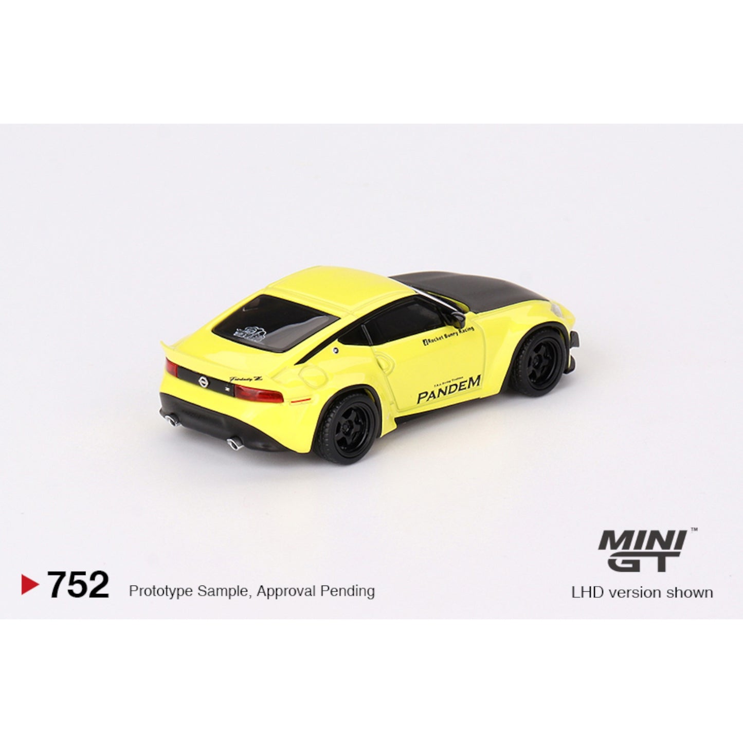 Mini GT - 2024 NISSAN Z 400 YELLOW PANDEM - MGT00752 (LHD) - 1:64