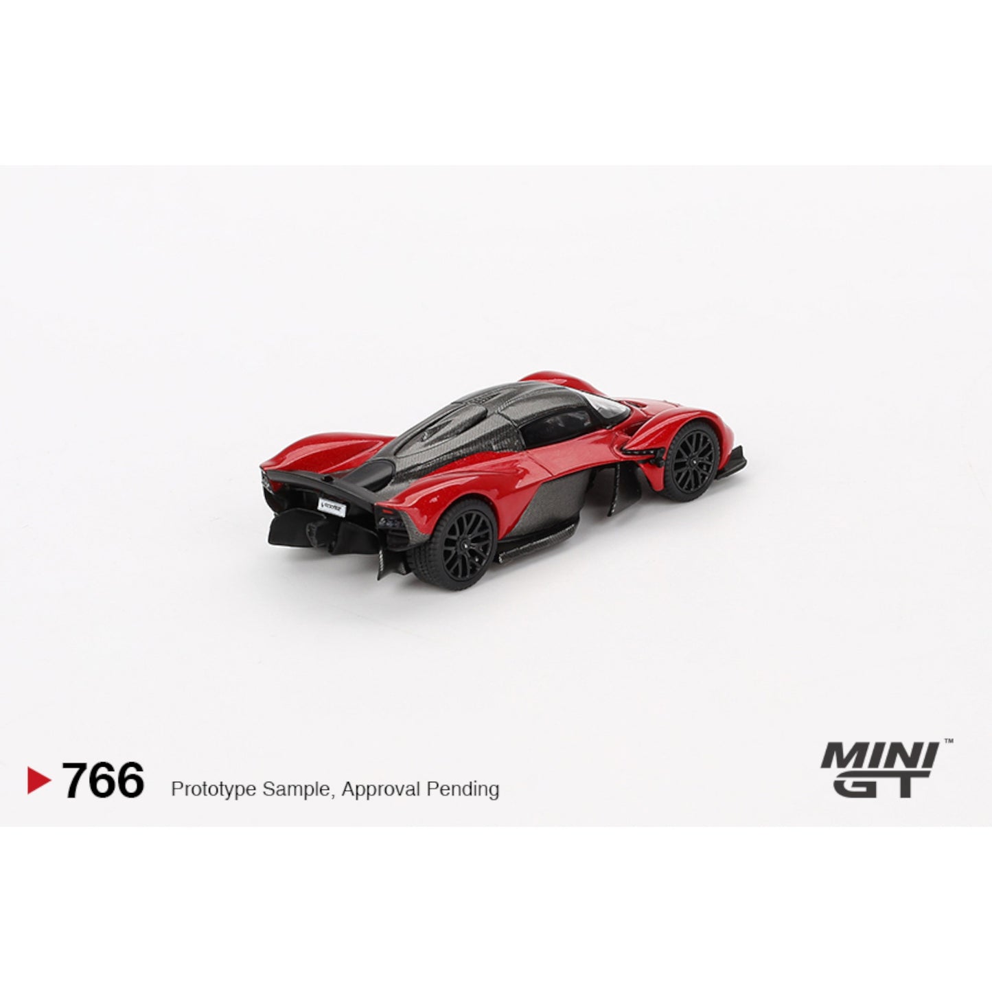 Mini GT - Aston Martin Valkyrie Hyper Red - MGT00766 (LHD) - 1:64