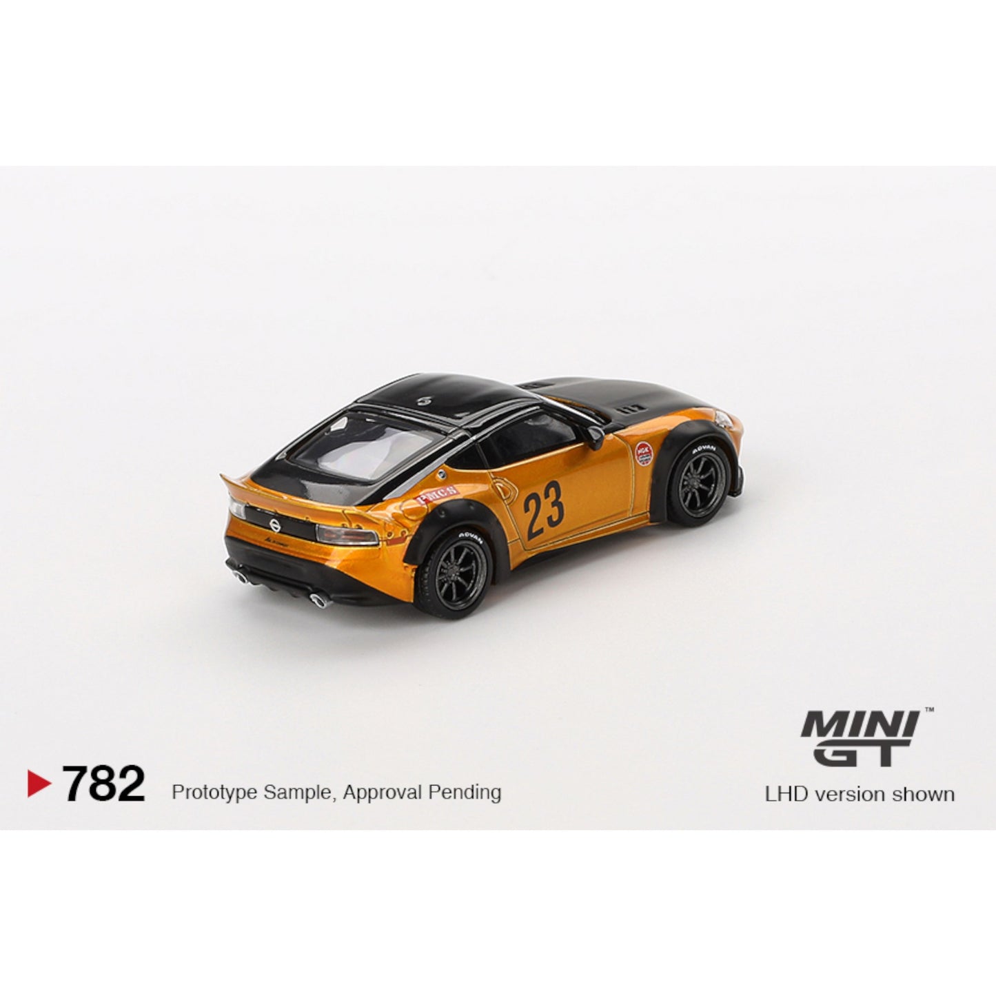 Mini GT - 2024 Nissan 400Z LB Nation Works - MGT00782 (RHD) - 1:64