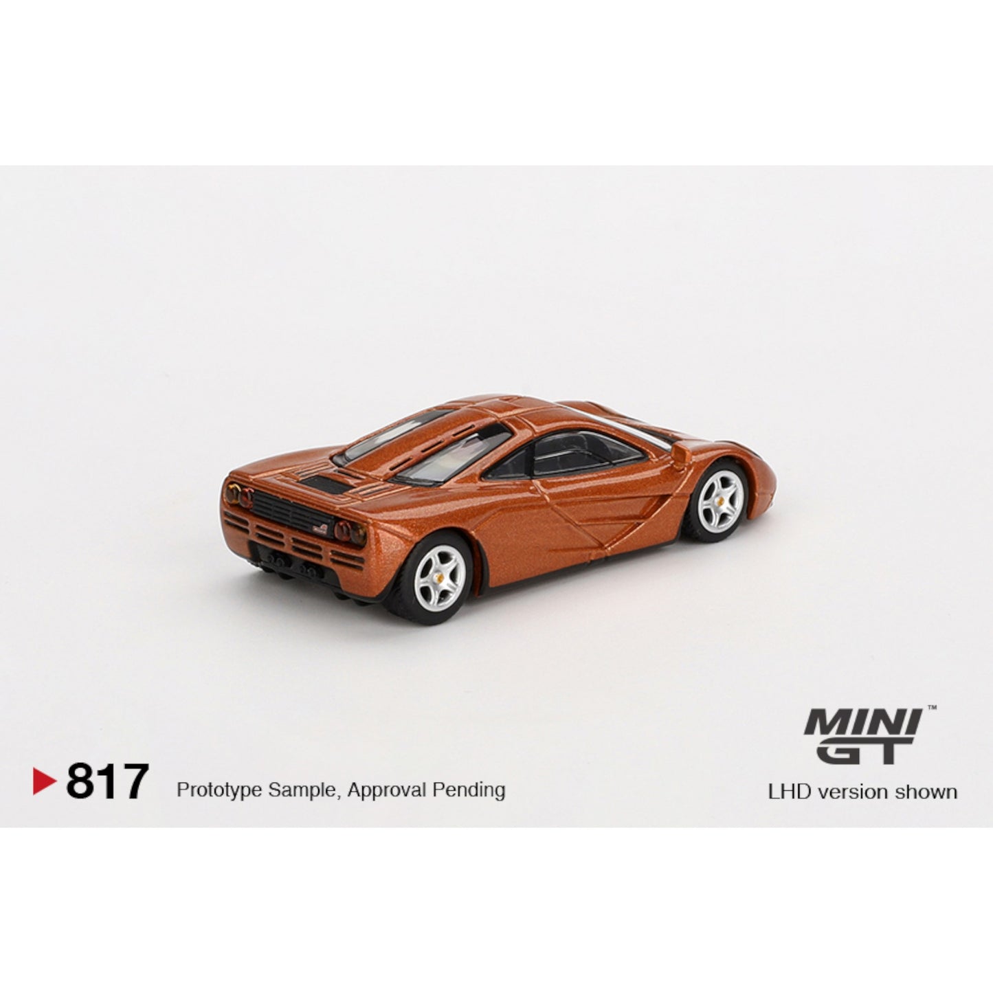 Mini GT - Pre-Order - McLaren F1 Yquem - MGT00817 (LHD)