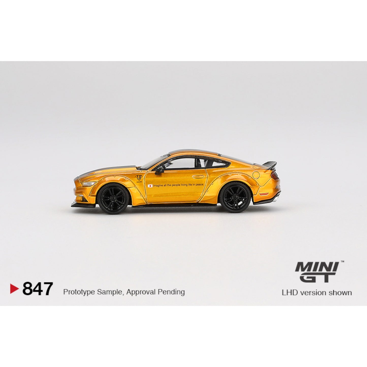 Mini GT - LB-WORKS FORD MUSTANG LB Gold - MGT00847 (LHD)