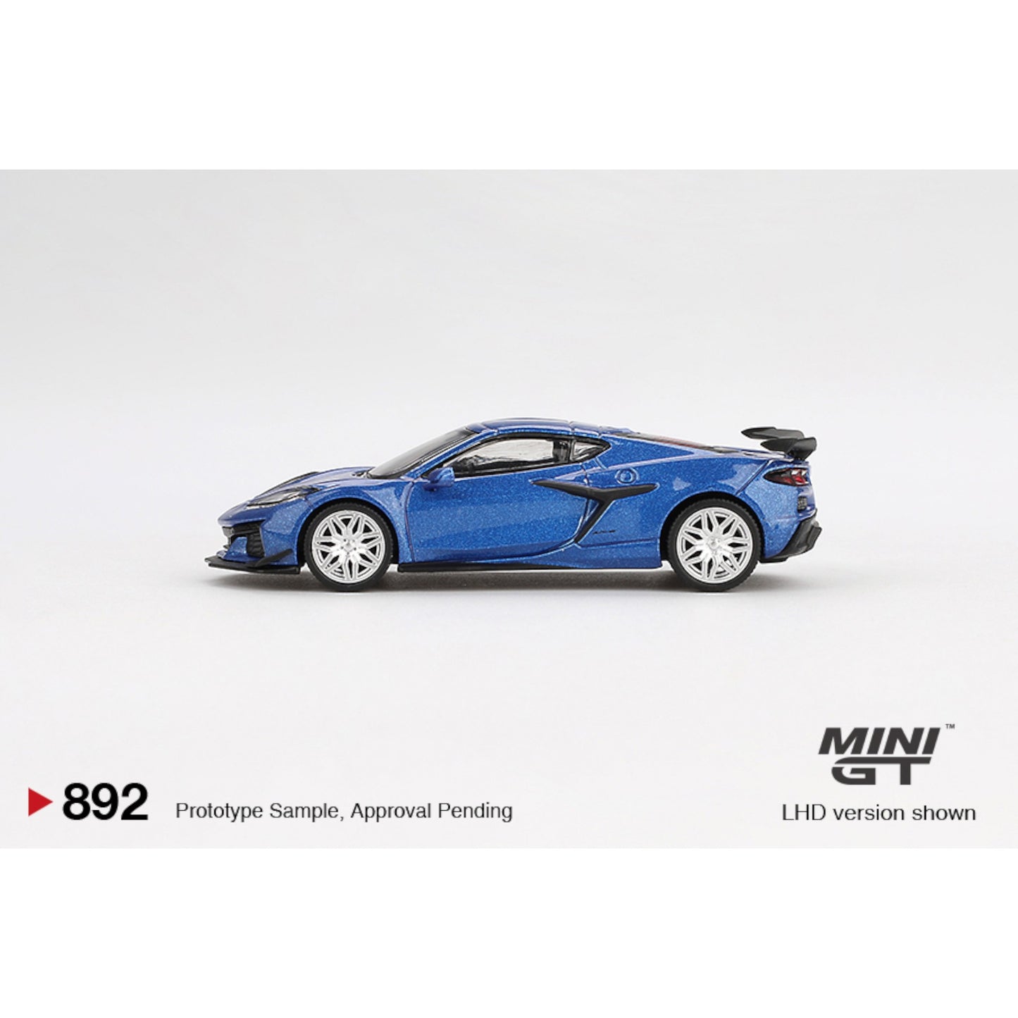 Mini GT - Pre-Order - Chevrolet Corvette Z06 2023 Elkhart Lake Blue Metallic - MGT00892 (LHD)