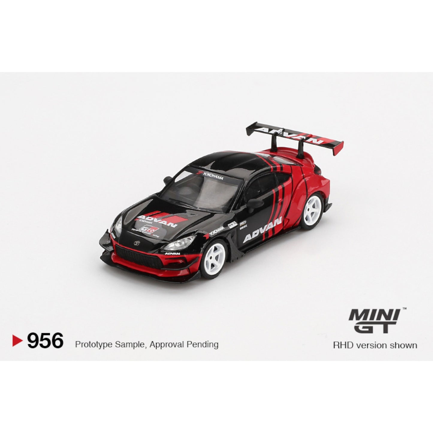 Mini GT - 2022 Toyota GR86 HKS Type R -Advan Tokyo Auto Salon*, red/black - MGT00956 (RHD)