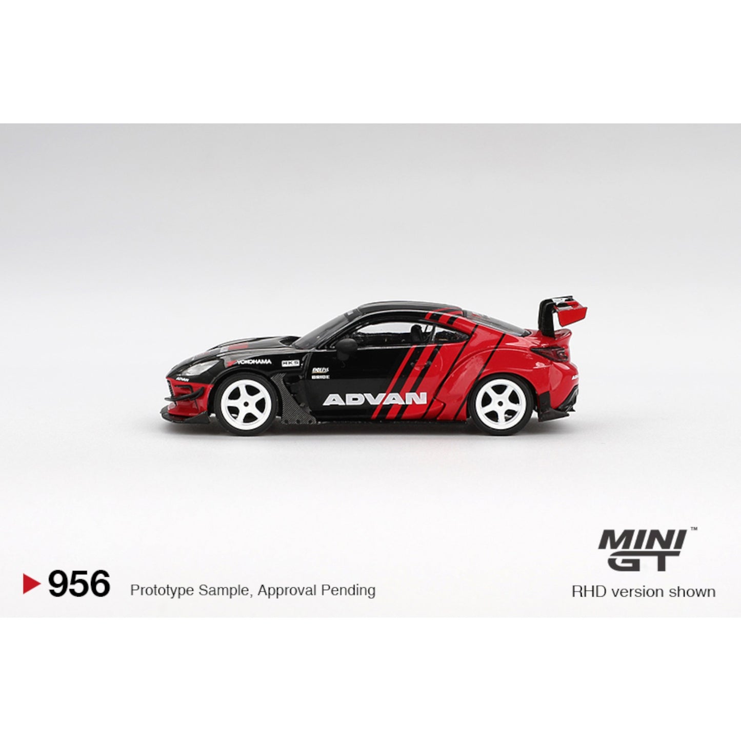 Mini GT - 2022 Toyota GR86 HKS Type R -Advan Tokyo Auto Salon*, red/black - MGT00956 (RHD)