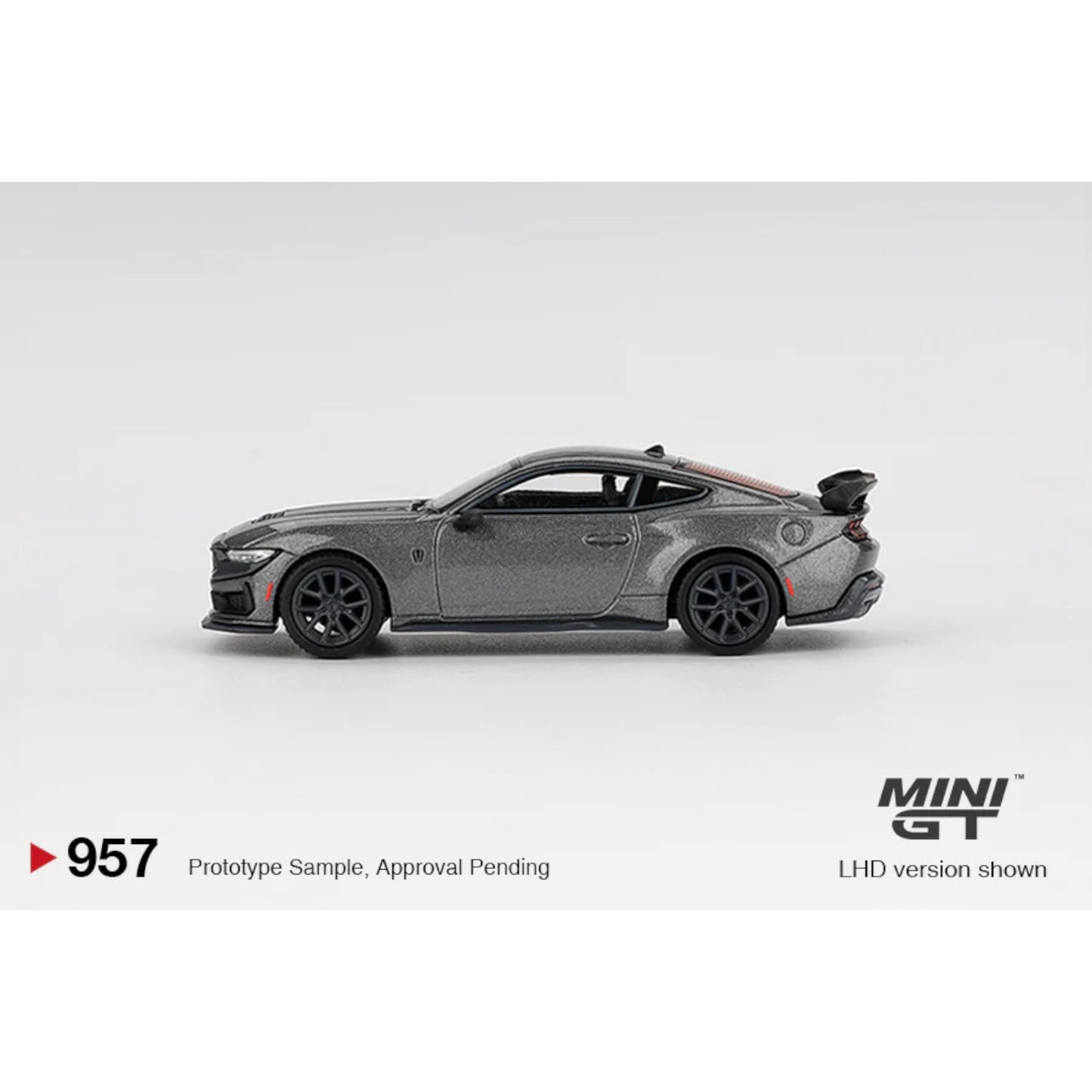 Mini GT - Pre-Order - Ford Mustang Dark Horse 2024 Carbonized Gray - MGT00957 (LHD)