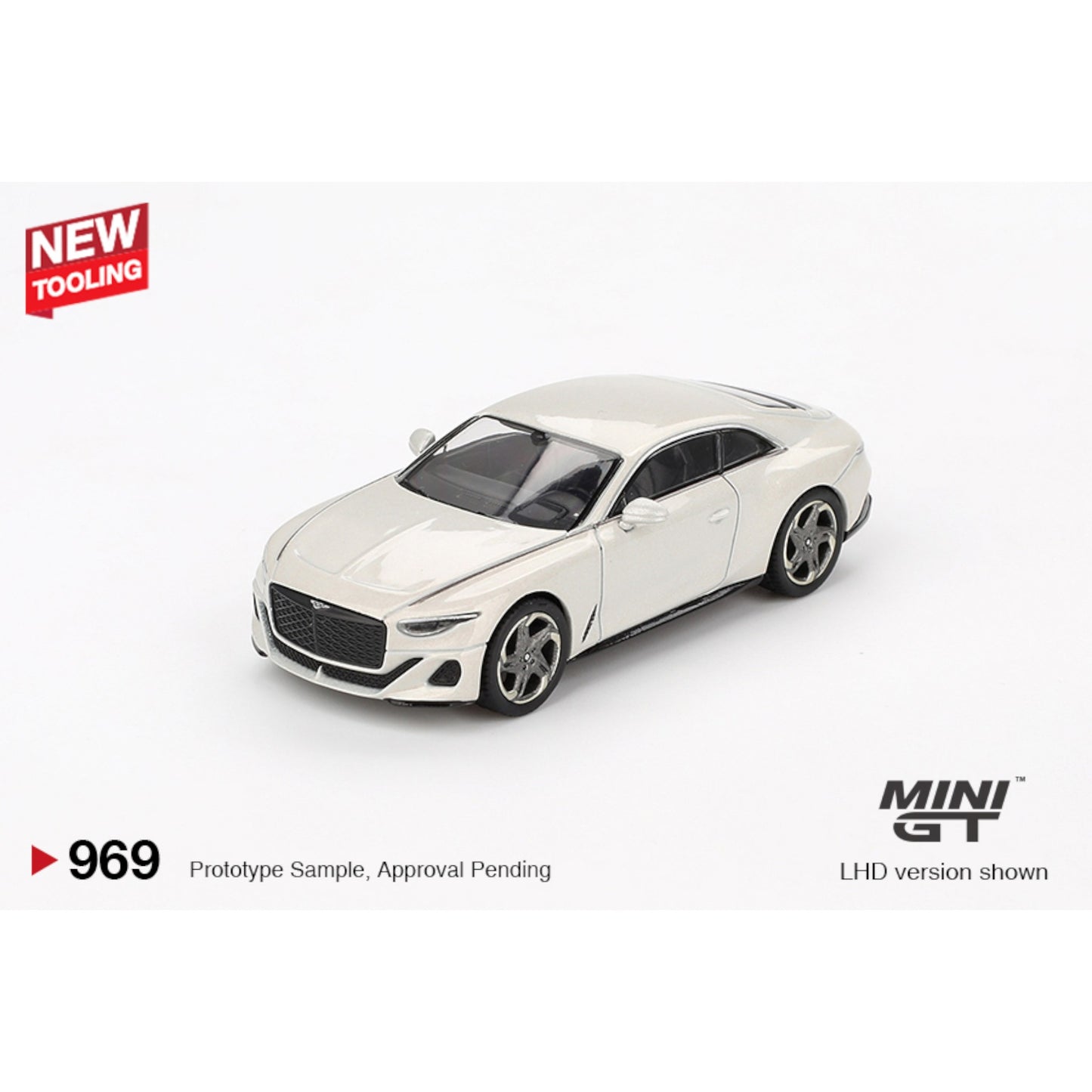 Mini GT - Pre-Order - Bentley Batur - Bonneville Pearl - MGT00969 (LHD)