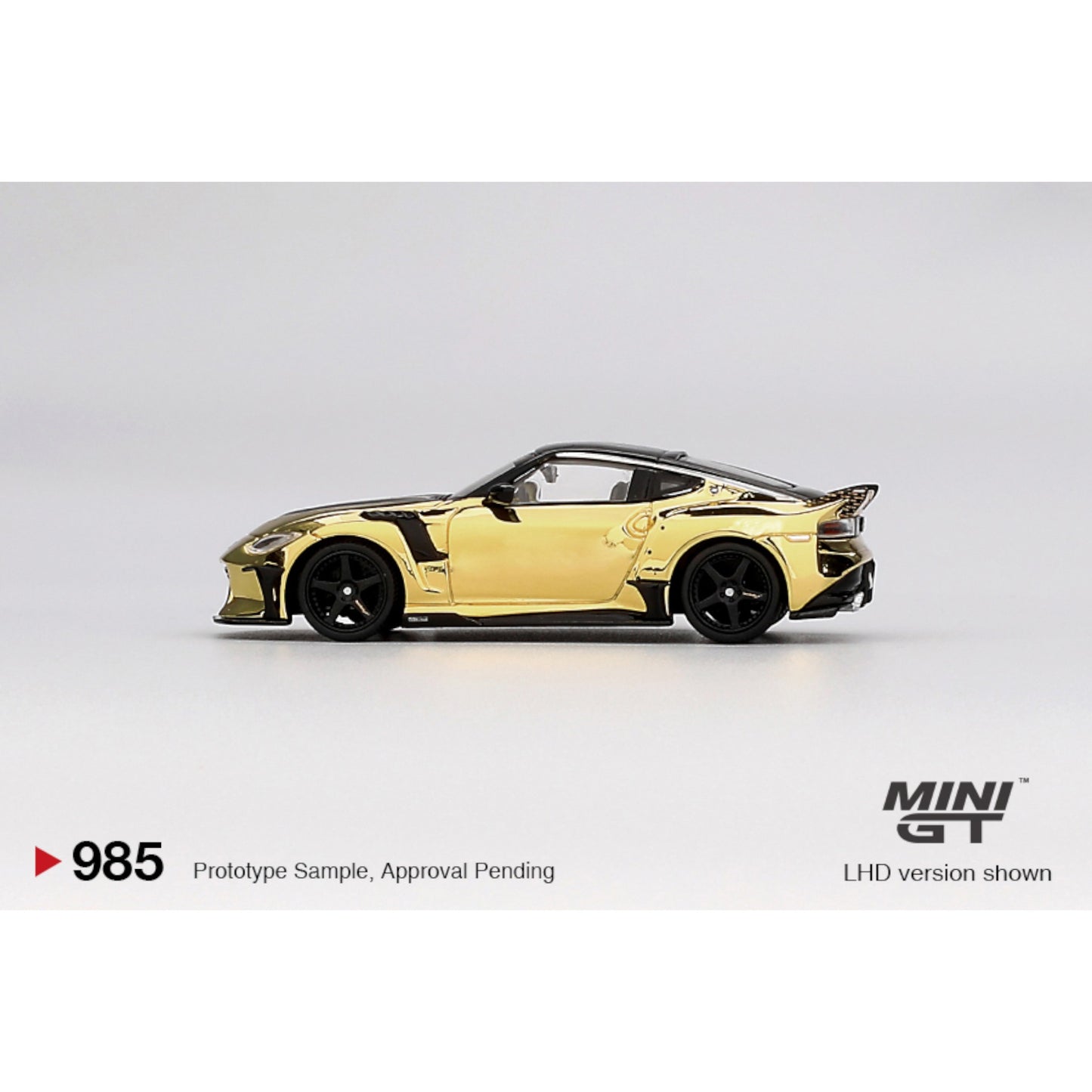 Mini GT - Nissan Z VeilSide FFZ400 Gold Chrome - MGT00985 (LHD)