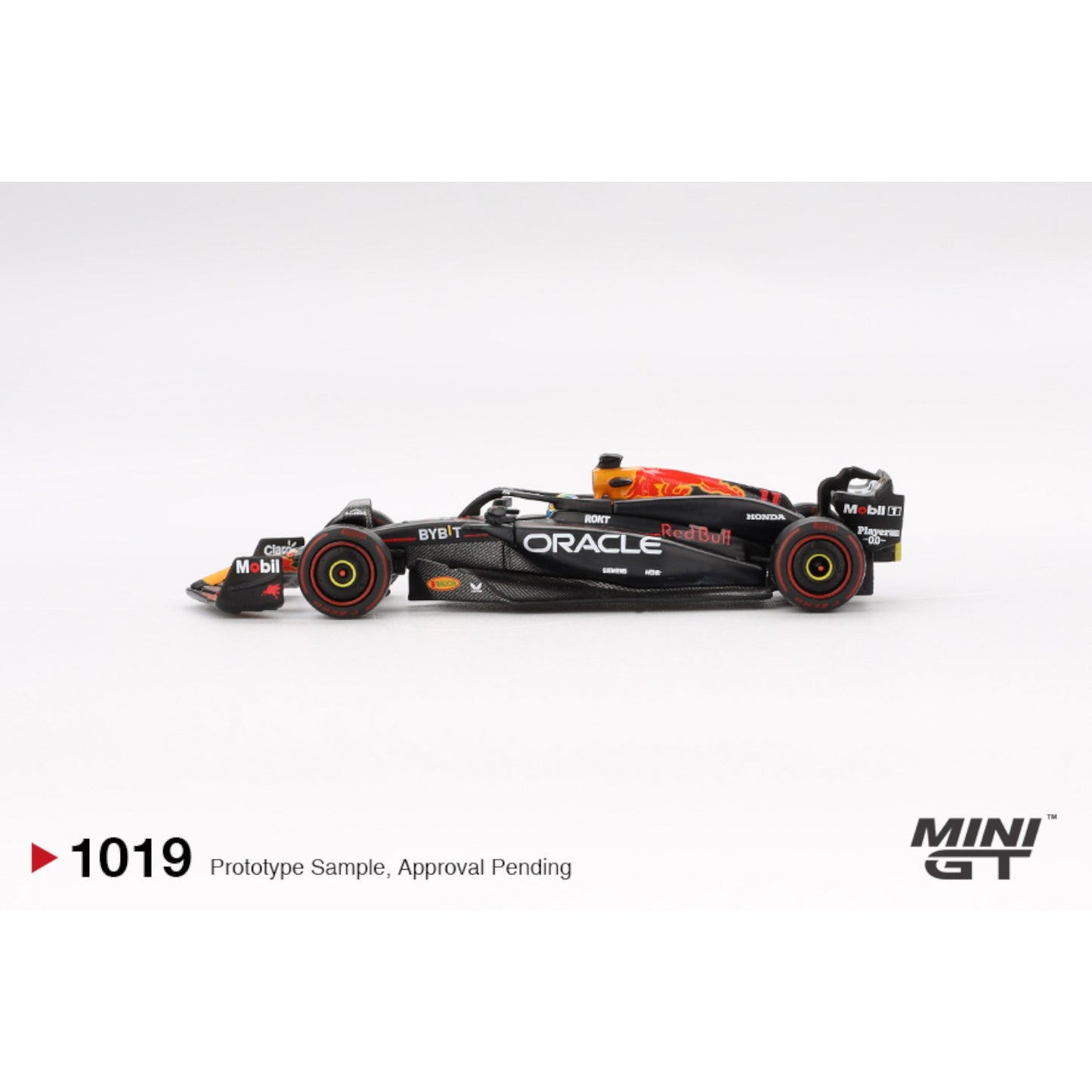 Mini GT - Pre-Order -Oracle Red Bull Racing RB20 #11 Sergio Pérez 2024 F1 2024 Bahrain GP 2nd Place - MGT01019