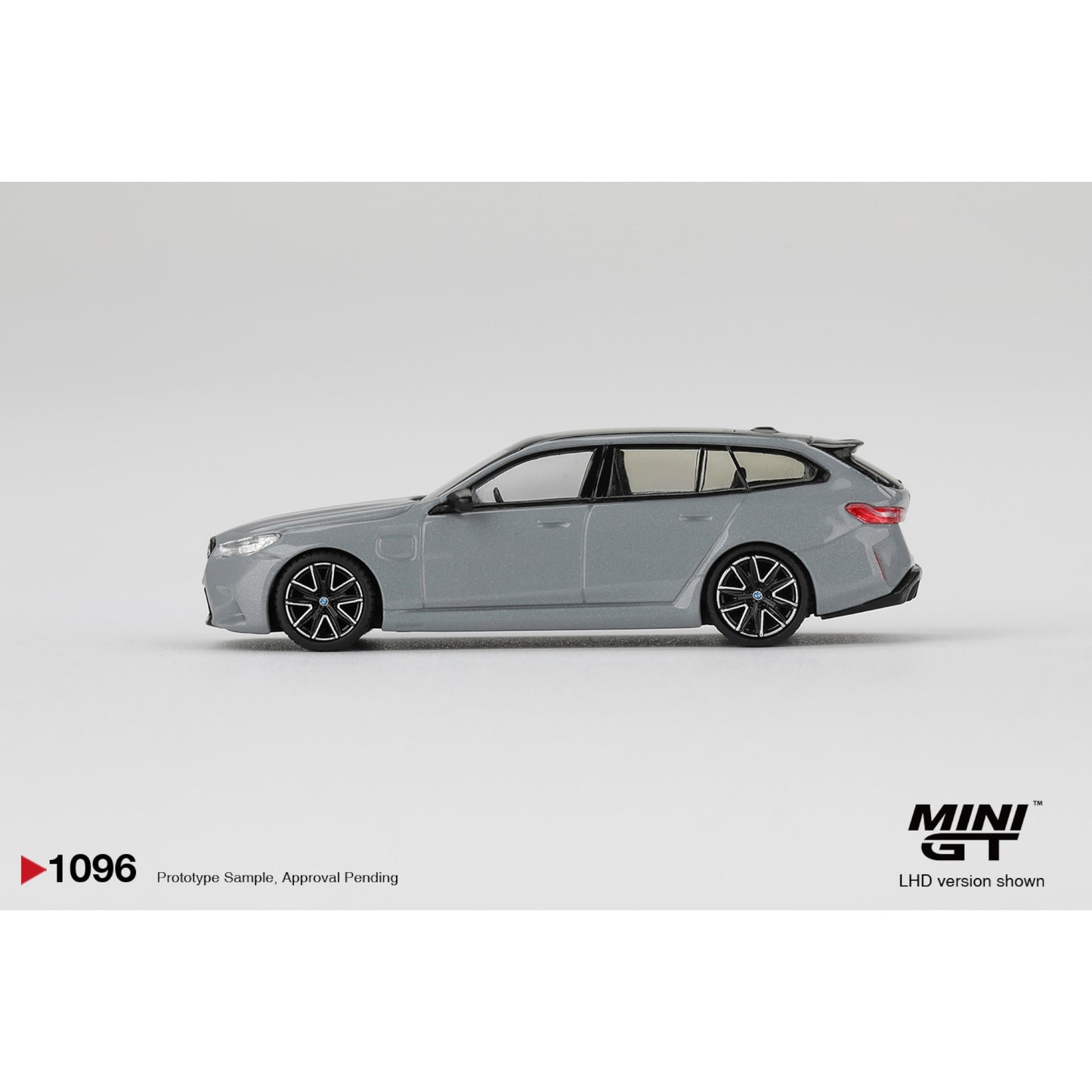 Mini GT - Pre-Order - BMW M5 Touring (G99) Brooklyn Grey Metallic - MGT01096 (LHD)