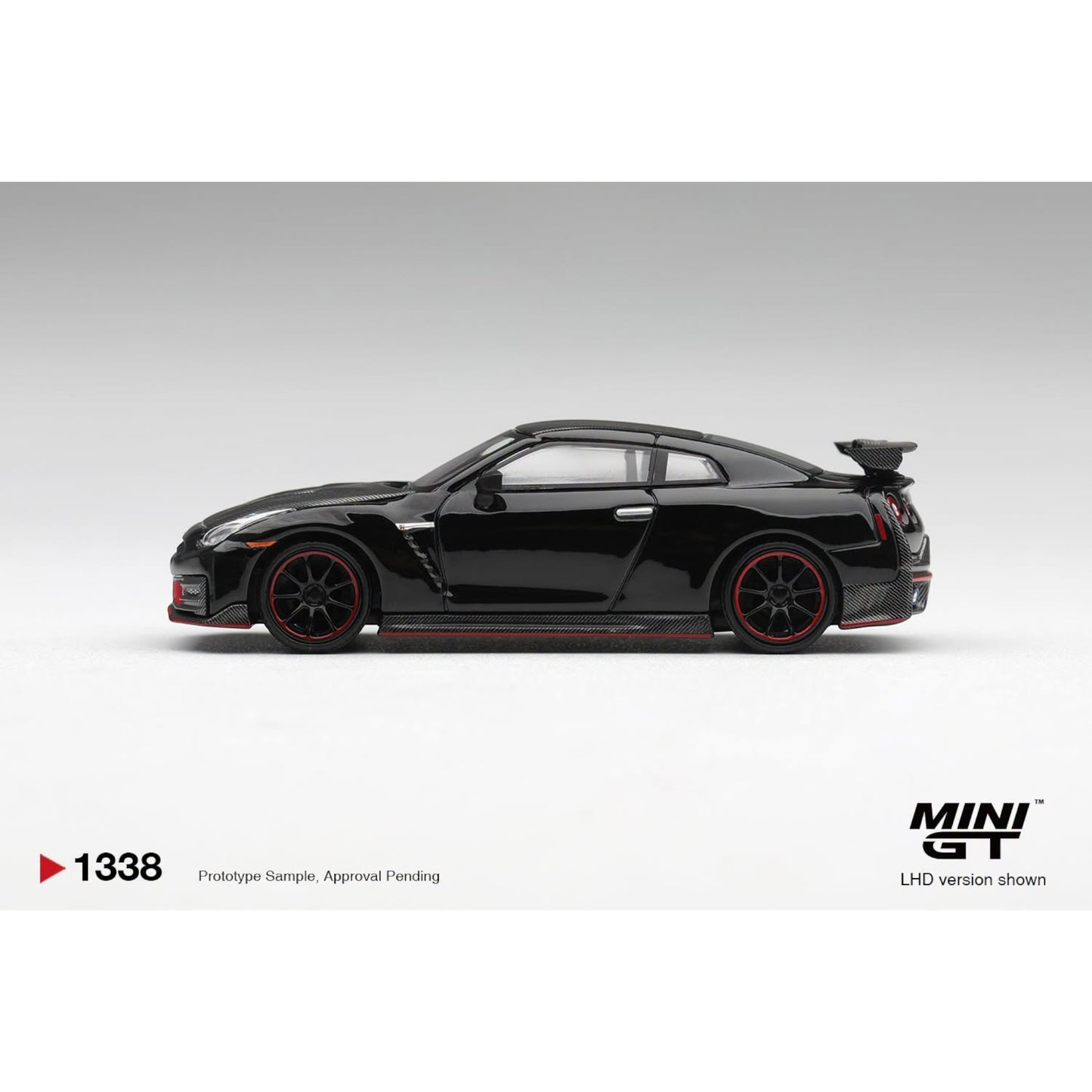 Mini GT - Pre-Order - Nissan GT-R Nismo 2024 Black - MGT01338 (LHD)