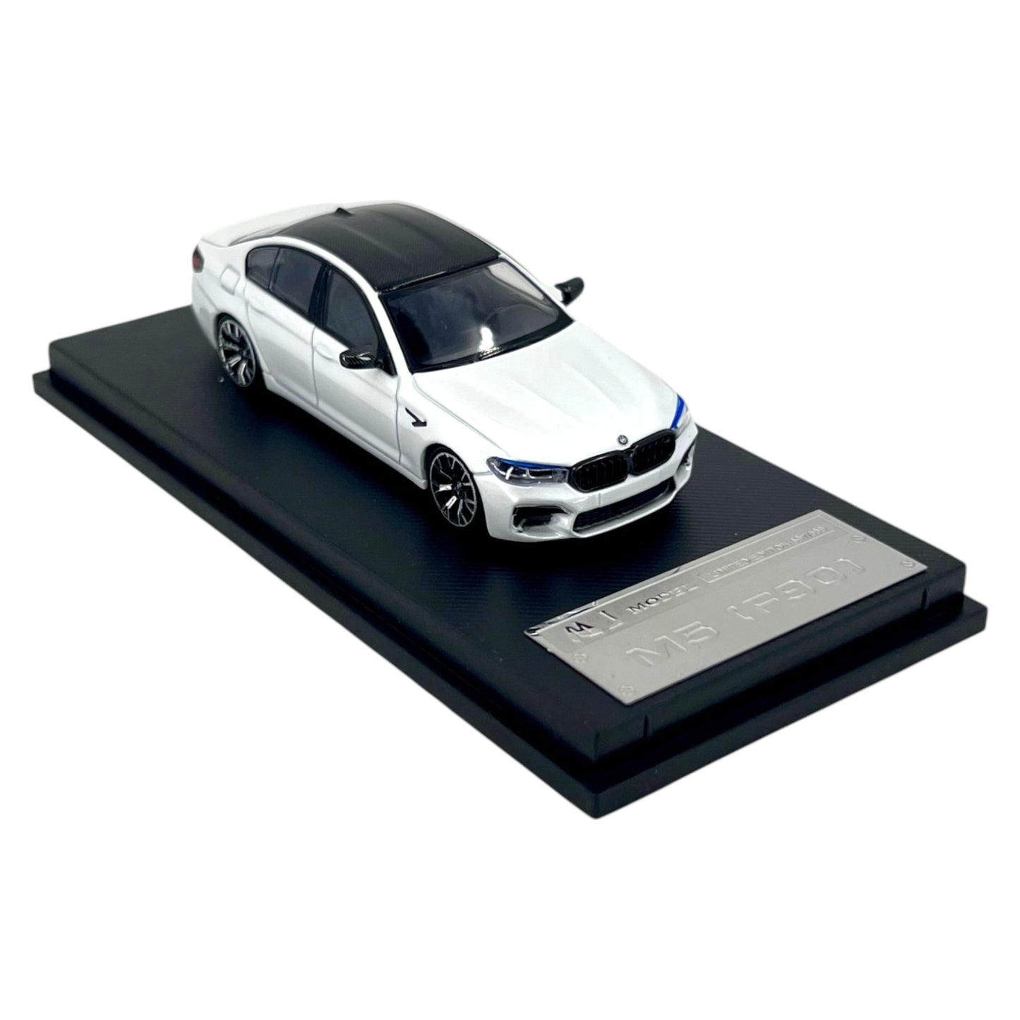 MJ Model - BMW M5 F90 - Pearl White -MJ64-M5F90-WHI