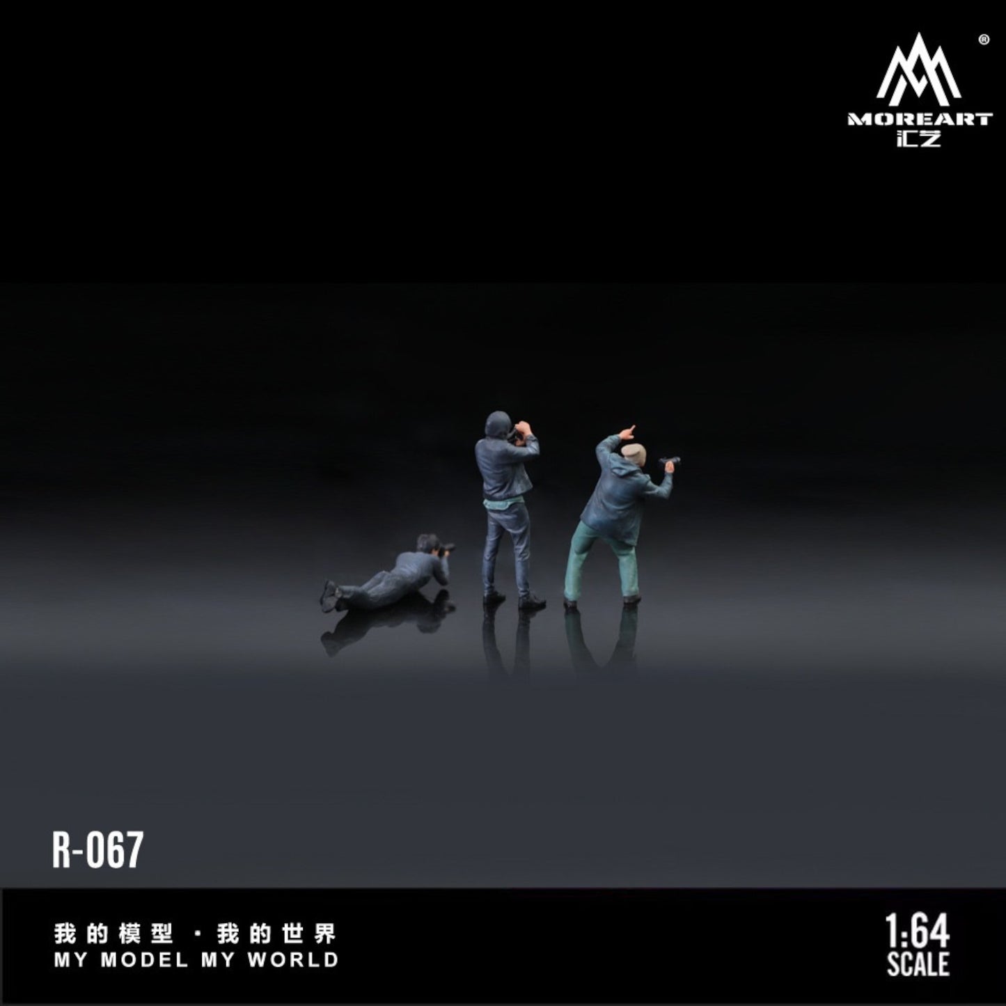 Pre-Order bis 10.09.2025 - MoreArt - Photographer Figure A Set - Resin - MO223067