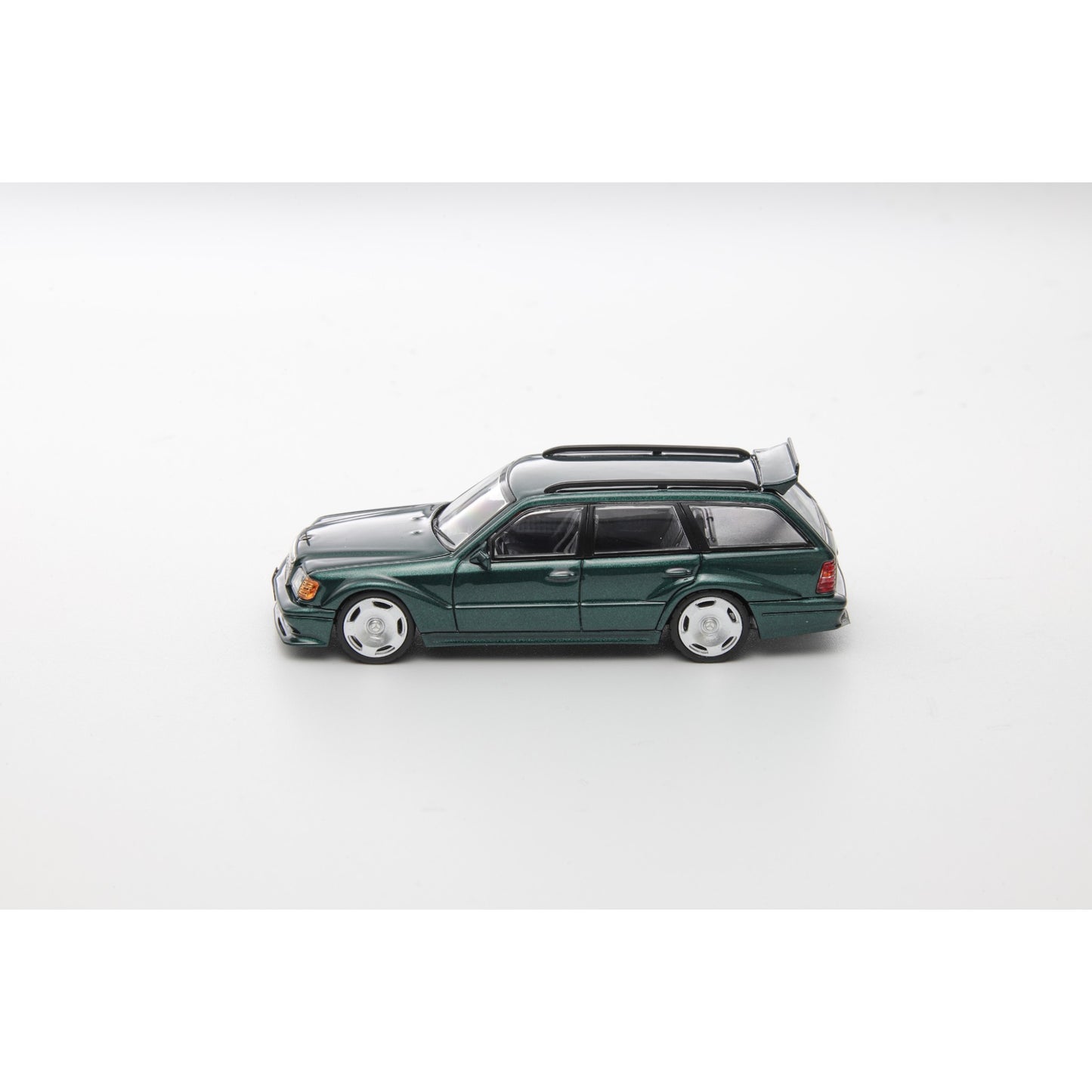 Mortal Diecast - Pre-Order - Mercedes-Benz S124 Wagon, pearl green - MO64-S124T-PGRN