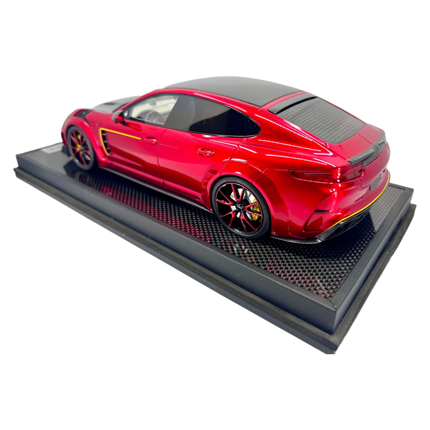 Motorhelix 1:18 - Mansory Porsche Panamera -metallic red - MY18-PAMR