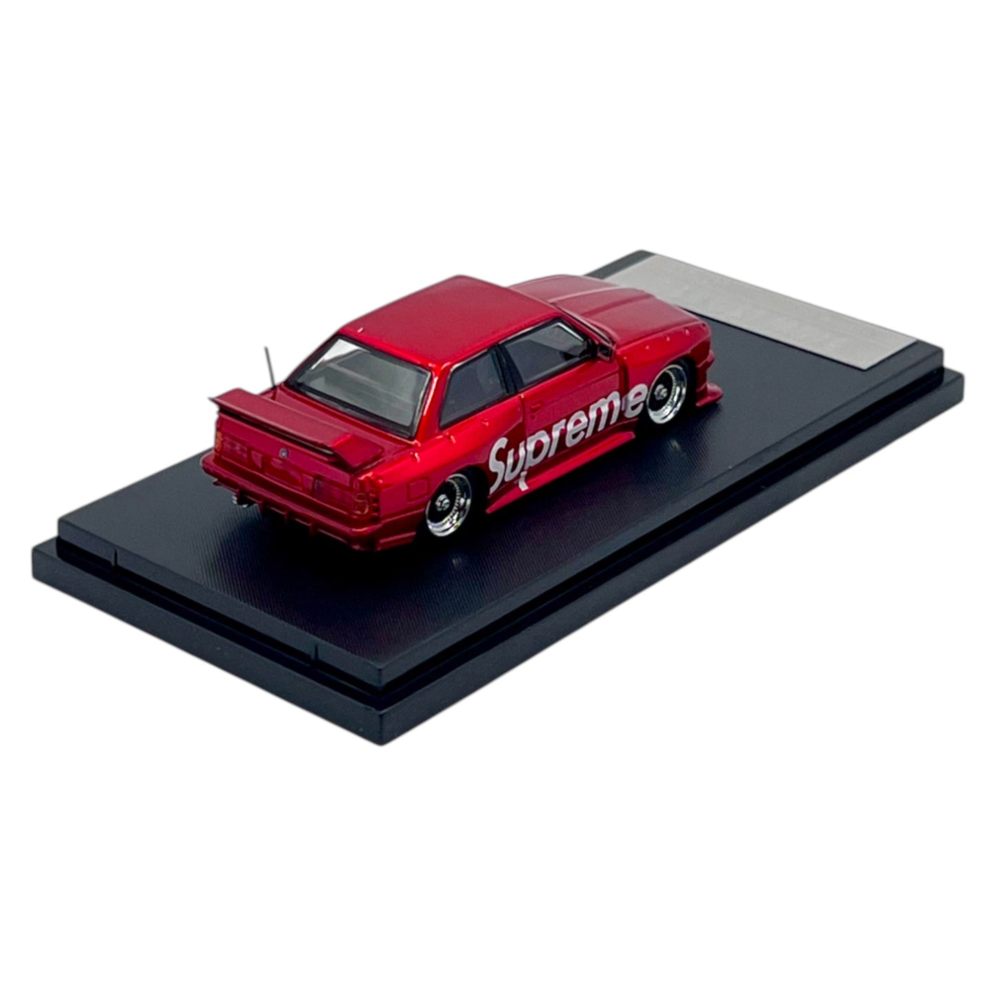 Street Weapon - BMW E30 *Supreme*, red - STW129