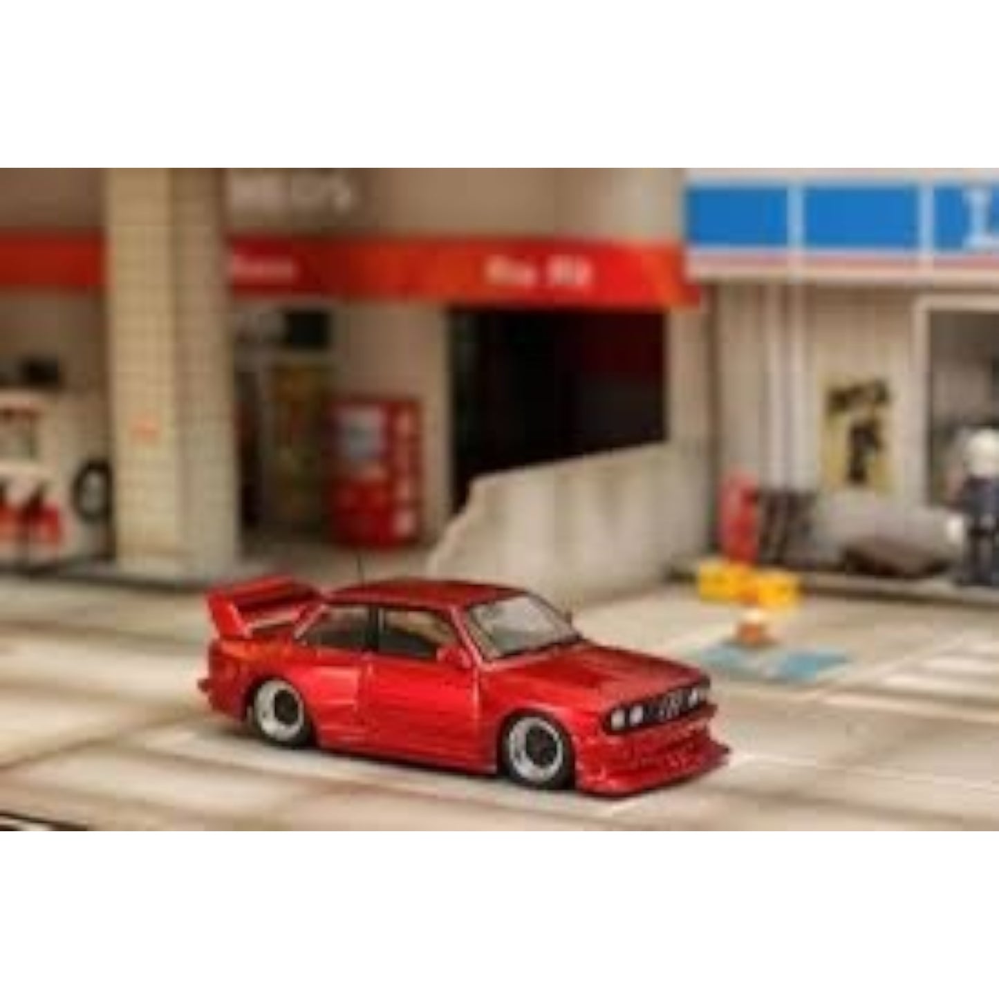 StreetWeapon - Pre-Order - BMW E30, red - STW238