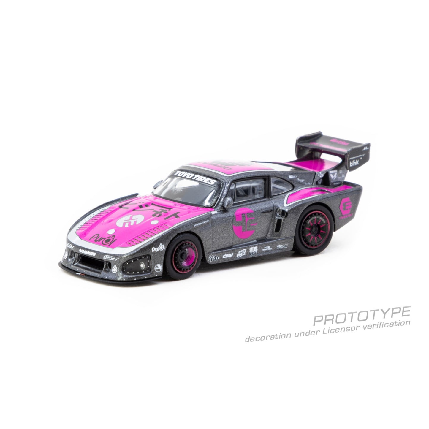Tarmac Works - Bisimoto Porsche 935 K3V, grey/pink - T64-079-K3V