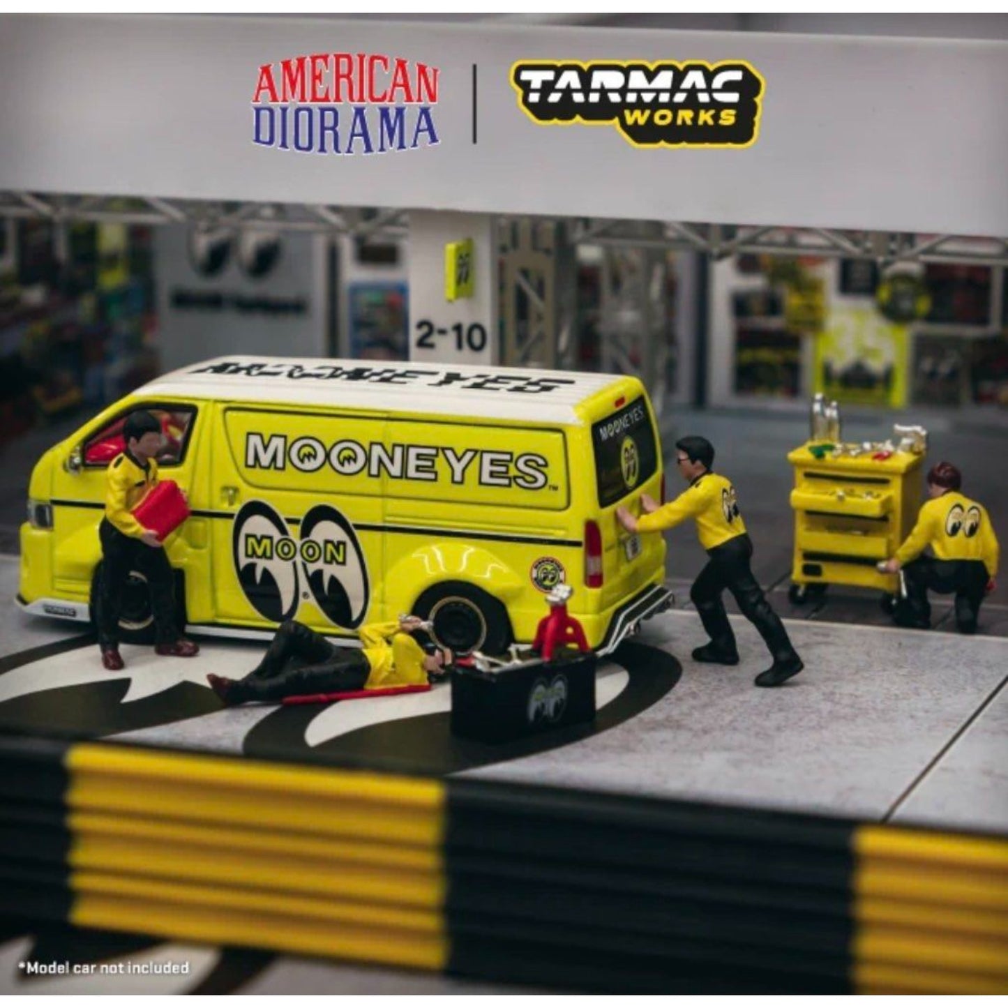 American Diorama x Tarmac - Mechanic III Set Mooneyes *Figures* - T64F-004-ME1 - 1:64