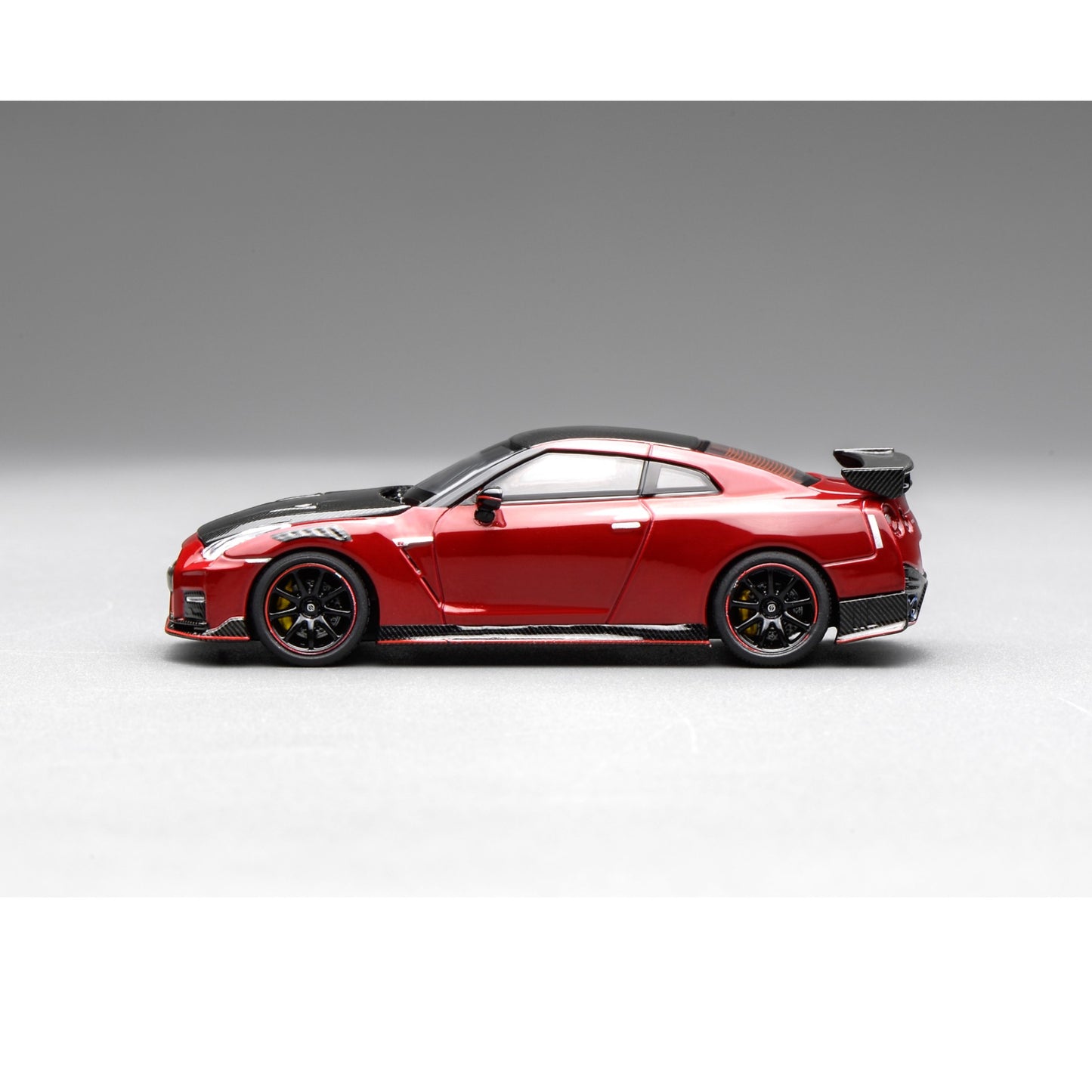 Pre-Order - Motorhelix - Nissan GT-R NISMO (R35) Special Edition 2022, Vibrant Red - MH64-M63522