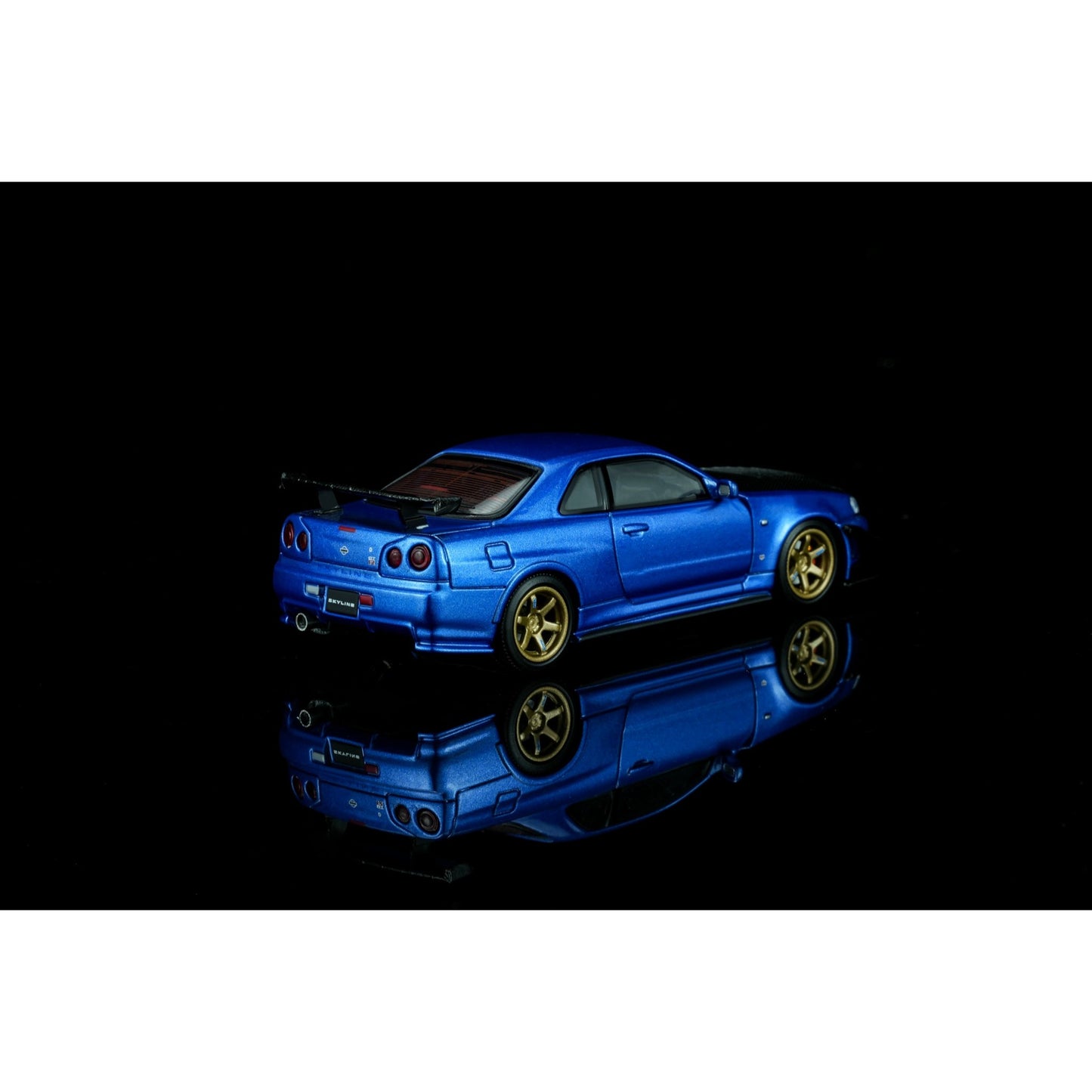 Motorhelix - Pre-Order - Nissan Skyline GT-R (R34) Customized with GT Aero Kit, bayside blue - M63476