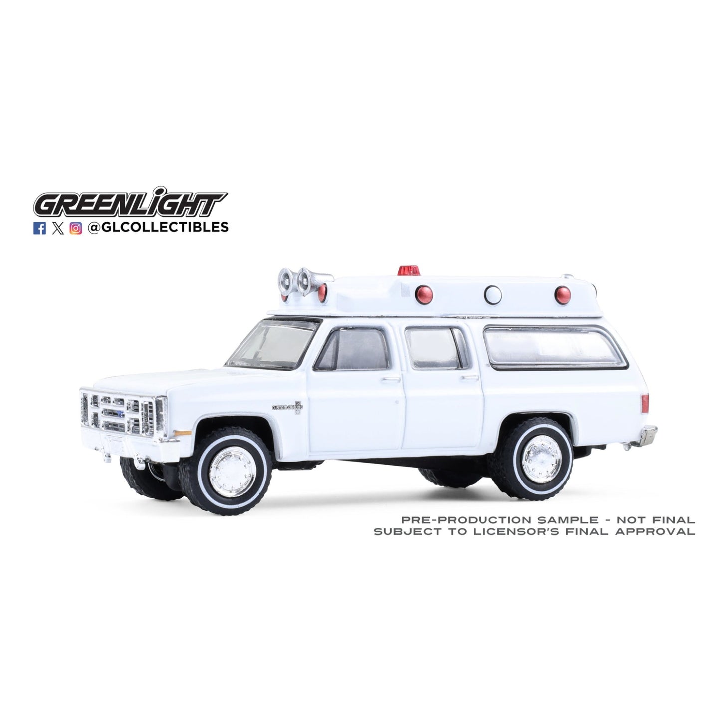 Greenlight - 1983 Chevrolet Suburban K20 Custom Deluxe Ambulance - 30508