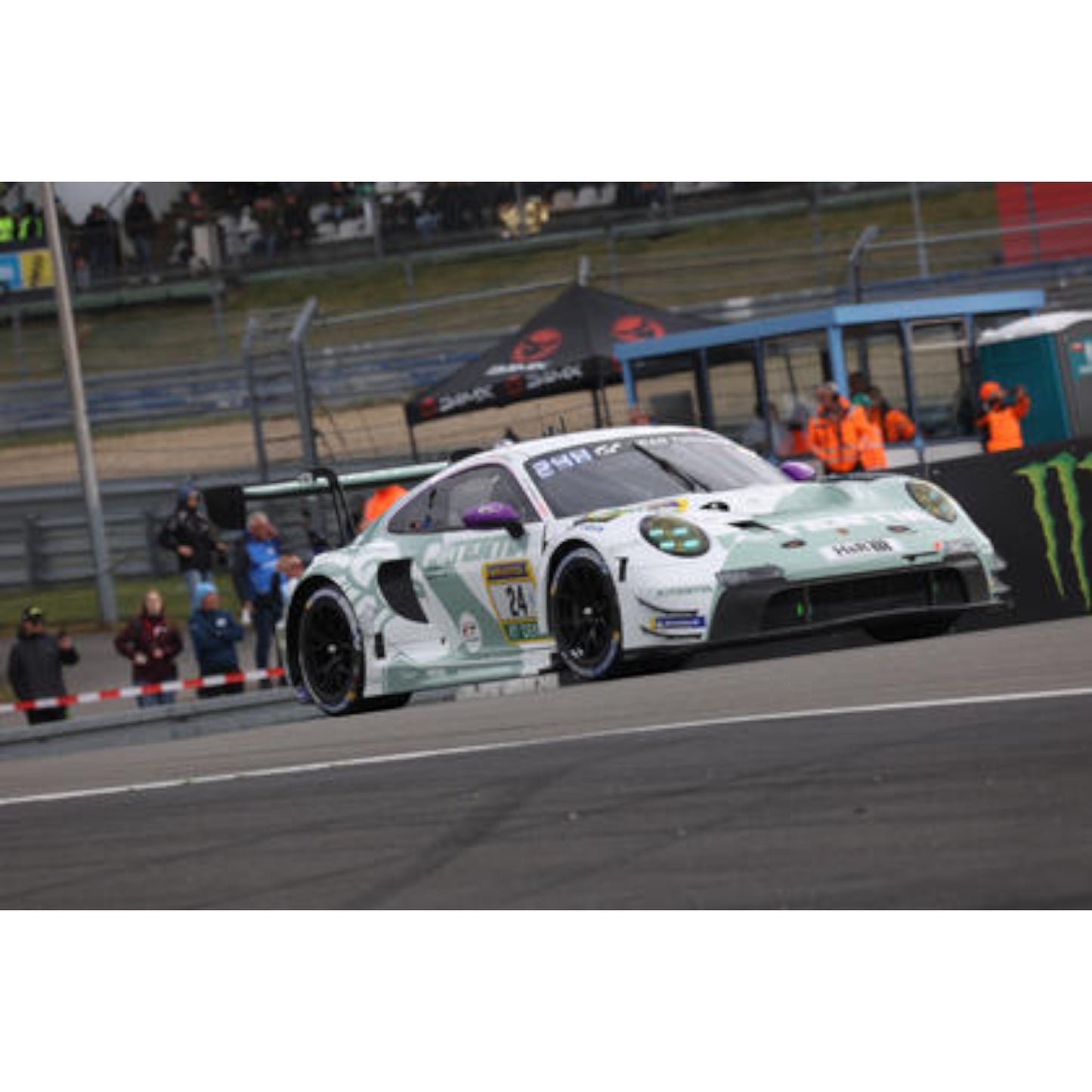 Spark 1:64 - Pre-Order - 64S193: Porsche 911 GT3 R (992) Evo26 No.24 Lionspeed GP 5th - 24H Nürburgring 2026
