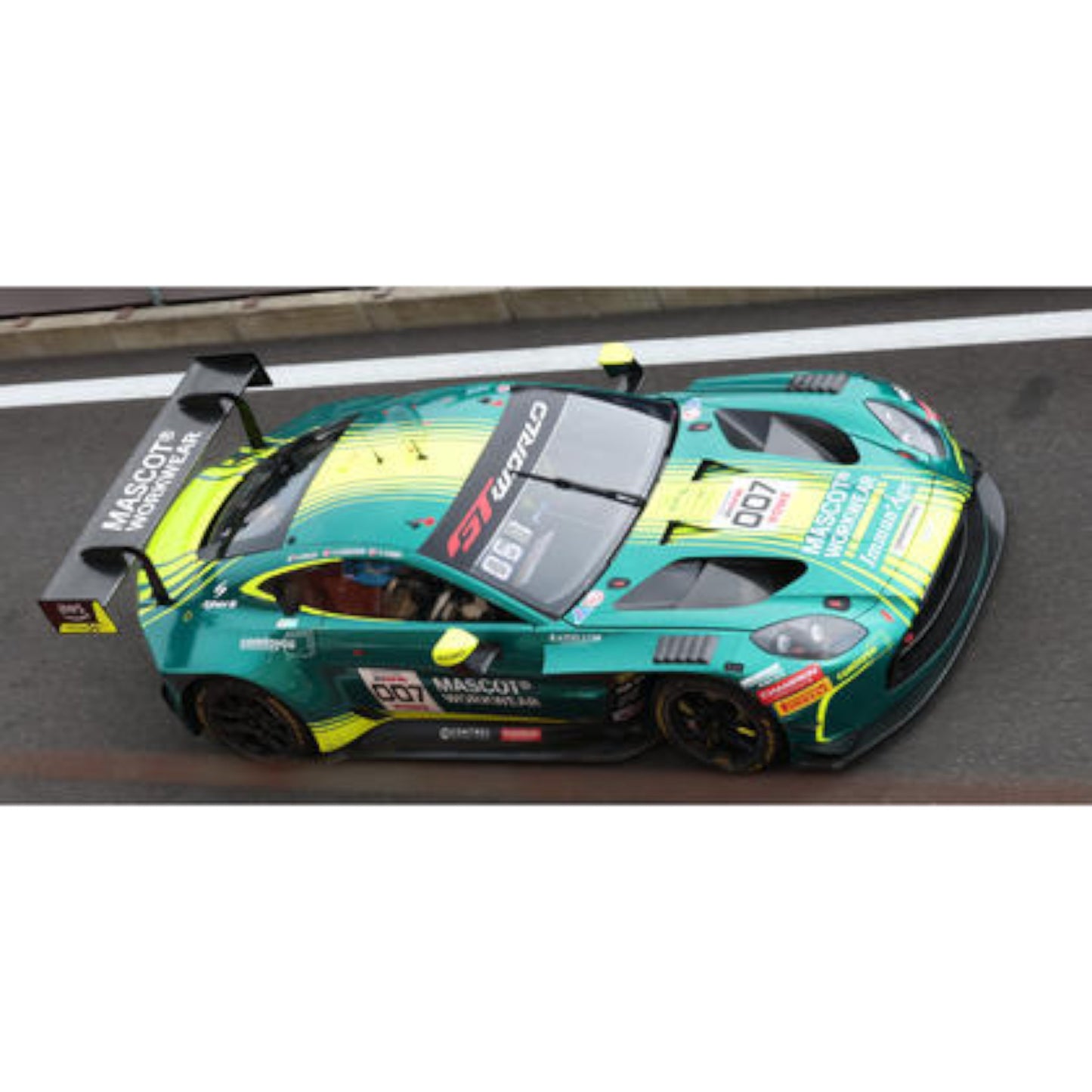 Spark 1:64 - Pre-Order - 64S259 : SPA2026 - Aston Martin Vantage AMR GT3 EVO No.7 Comtoyou Racing 24H