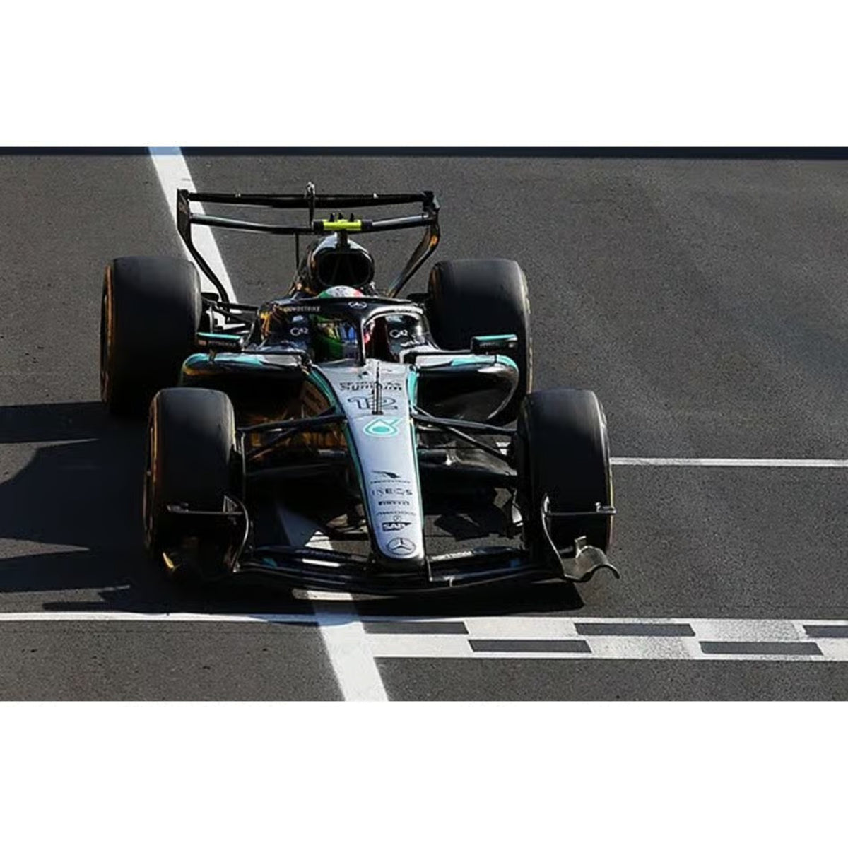 Spark 1:64 - Pre-Order - 64S275: Formula One 2026 - Mercedes-AMG Petronas Formula 1 Team W17 No.12 Winner Italian GP 2026 Kimi Antonelli - mit Figur
