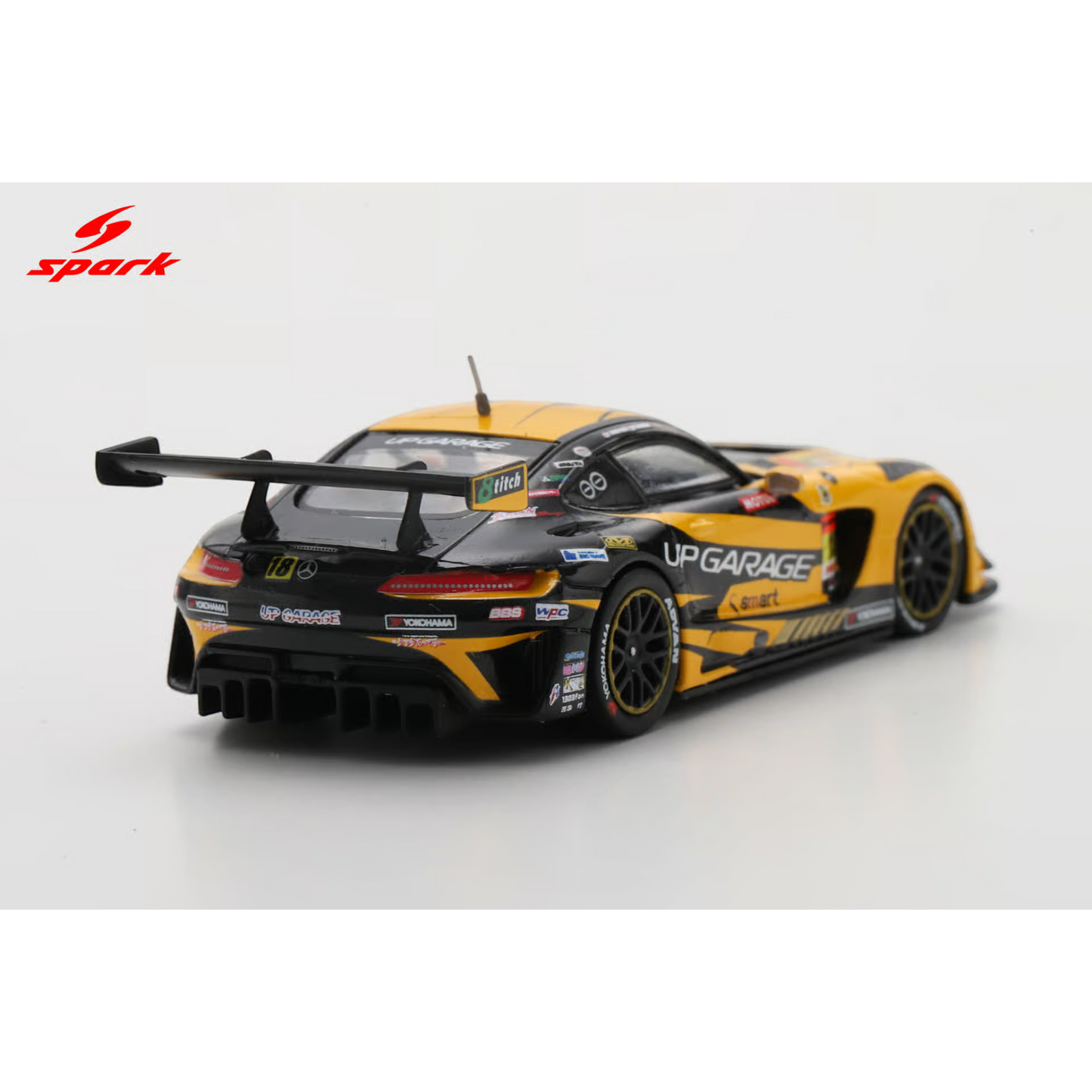Spark 1:64 - Pre-Order - UPGARAGE AMG GT3 TEAM UPGARAGE No.18 GT300 SUPER GT 2025 T. Kobayashi - Y. Nomura - 64SGT25018
