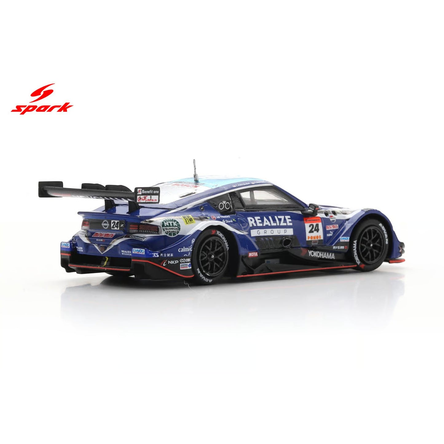 Spark 1:64 - Pre-Order - REALIZE CORPORATION ADVAN Z KONDO RACING No.24 GT500 SUPER GT 2025 T. Matsuda - T. Natori - 64SGT25024