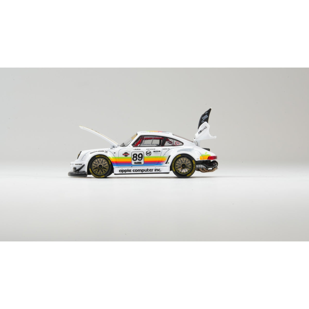 ARKaizo Almost Real - Pre-Order - RWB 993 APPLE - 6K0000301