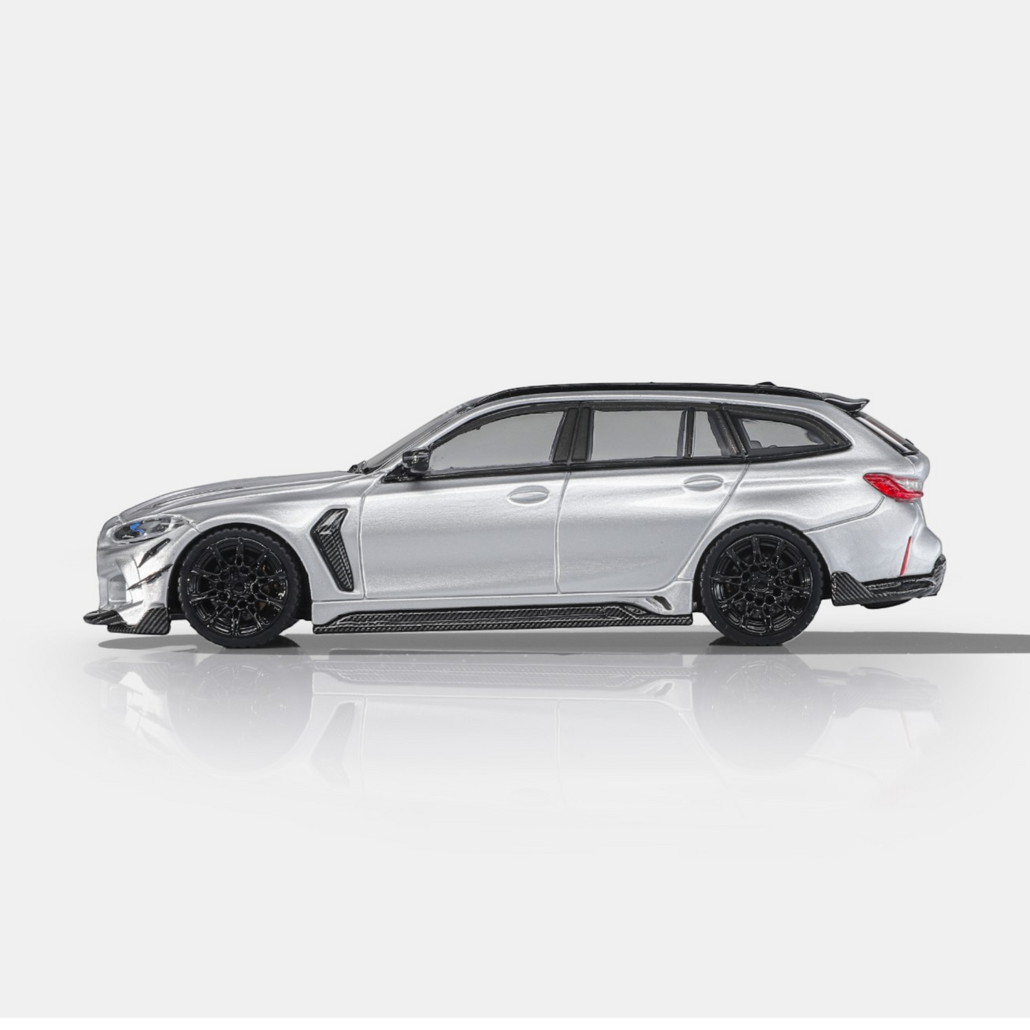 AureliaModel - Pre-Order - M3 Touring Alaska, Silver - ARM64-M3T-SIL