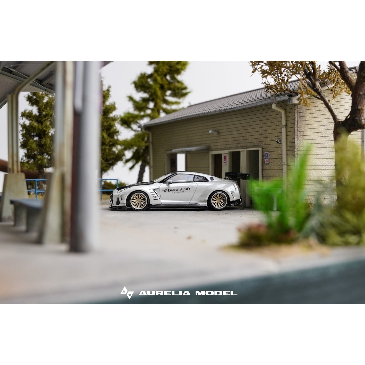 AureliaModel - Pre-Order - R35 DarwinPRO -White / GT Wing - ARM64-R35DP-WHI
