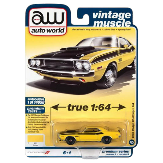 AUTO WORLD - 1970 Dodge Challenger T/A, FY1 banana - 1:64 - AWSP086B