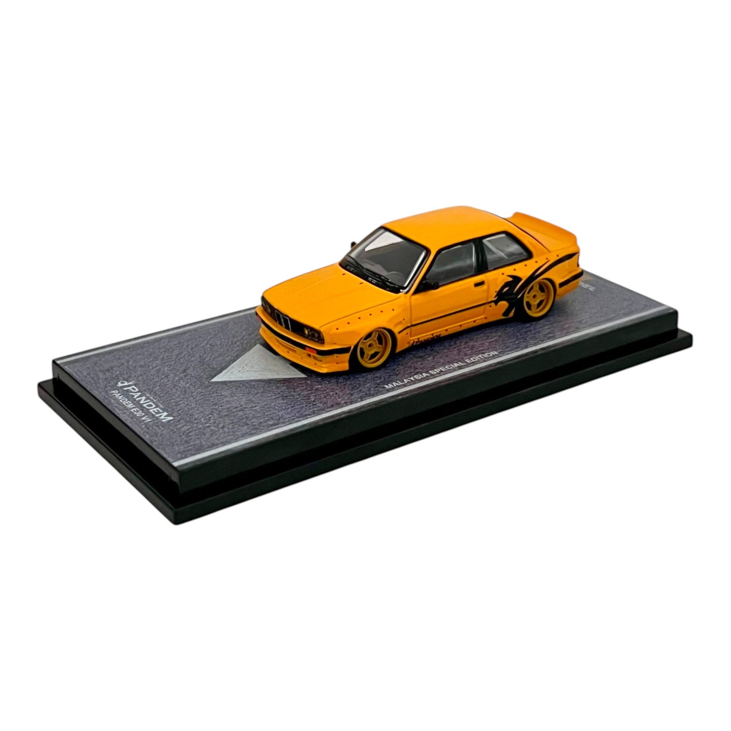 CM Model - Pre-Order - Pandem M3 E30, yellow - MDX2026 Event Modell - CM64-E30-MDX26