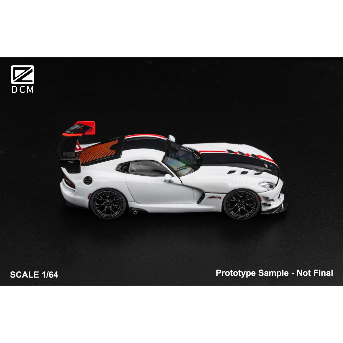 DCM-Models - Pre-Order - Dodge Viper ACR, lack with Stripe - DCM64-ACRV-BLKR
