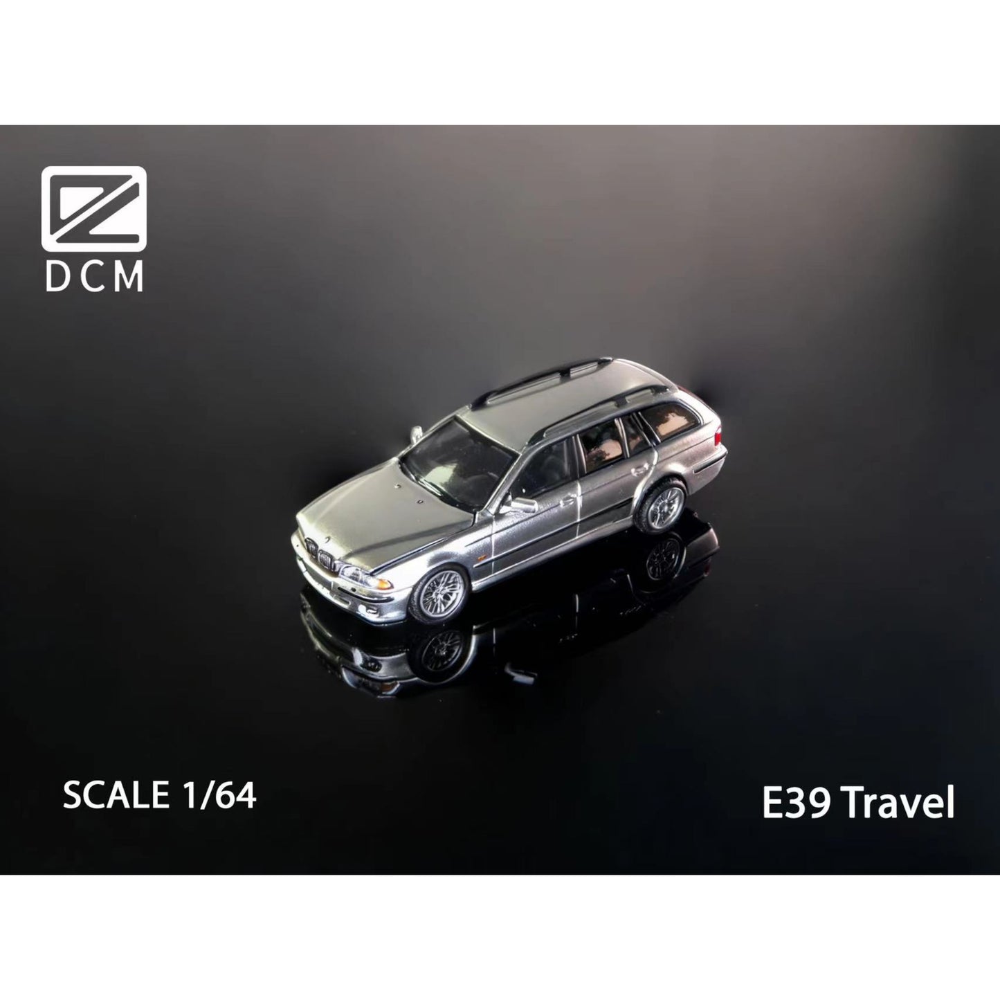 DCM Models - Pre-Order - BMW 5er E39 Touring Bright Silver - DCM64-E39T-BSIL