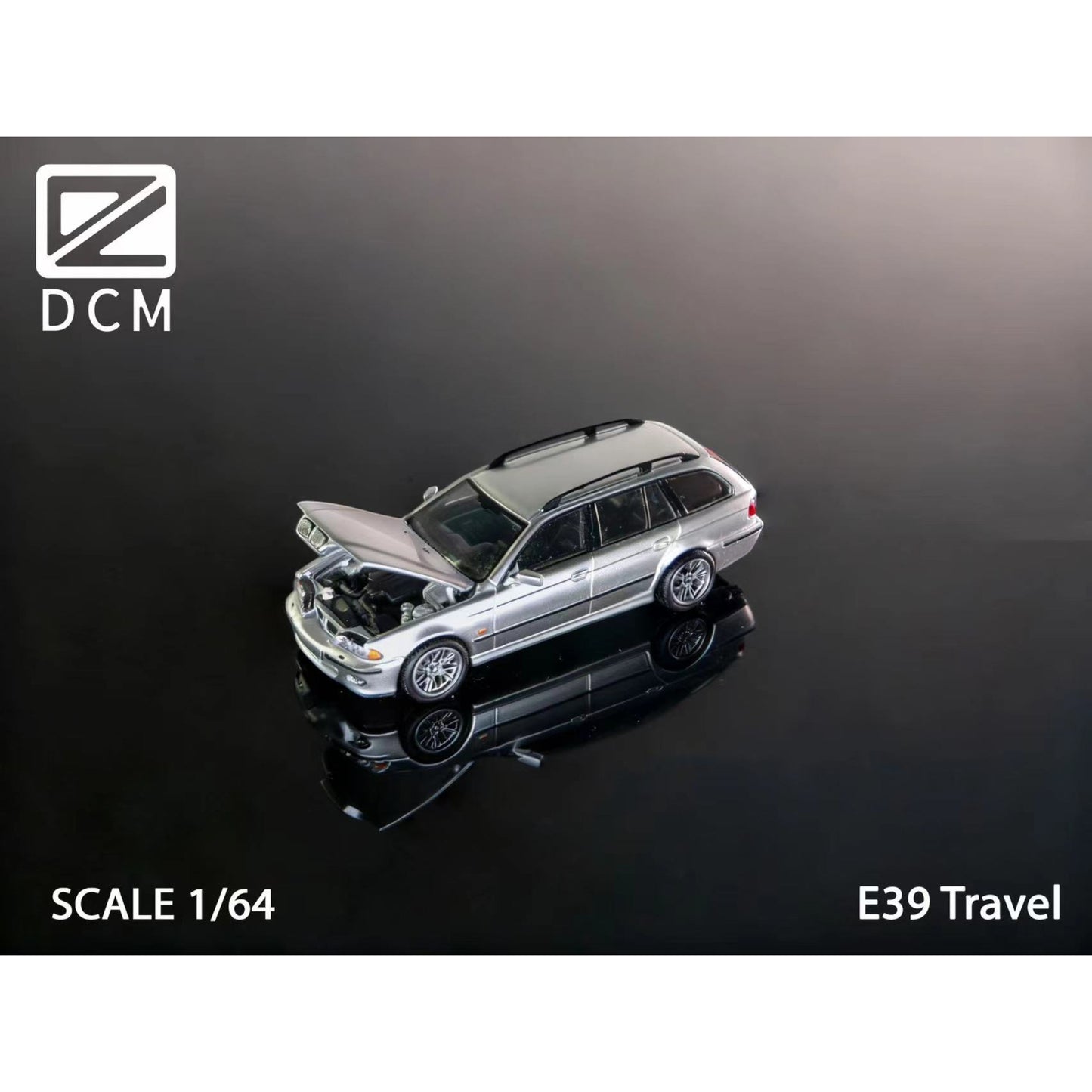 DCM Models - Pre-Order - BMW 5er E39 Touring Bright Silver - DCM64-E39T-BSIL