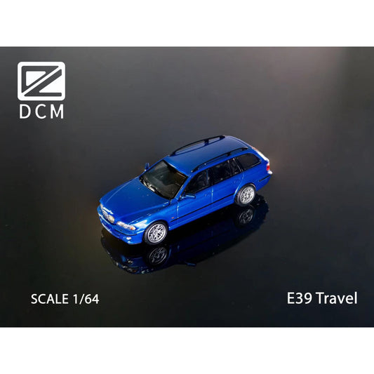 DCM Models - Pre-Order - BMW 5er E39 Touring Metallic Blue - DCM64-E39T-MBLU