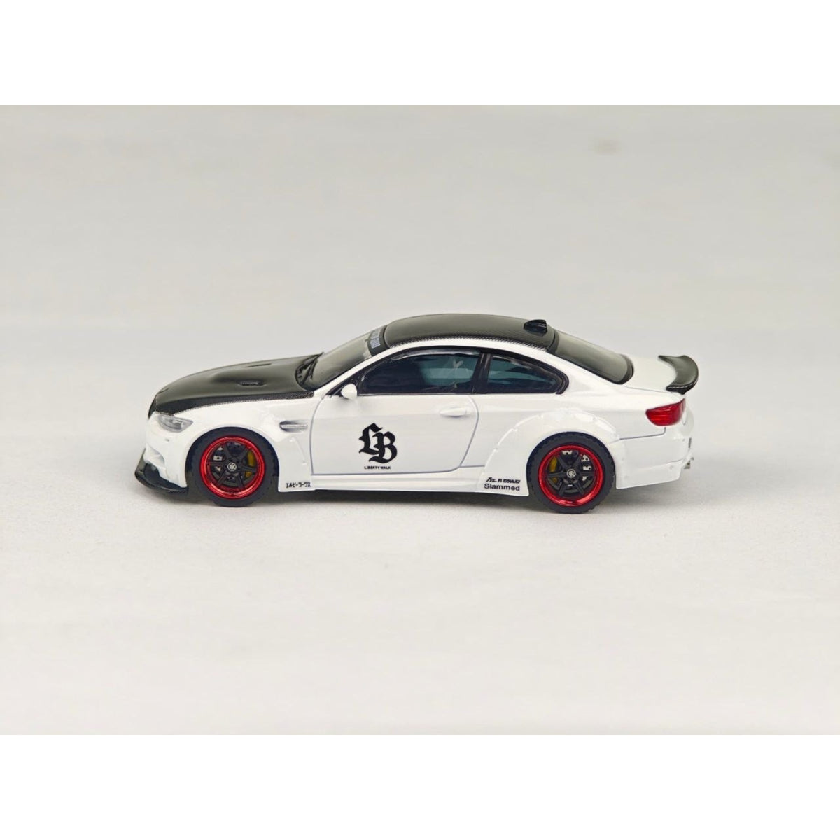 Fine Model - M3 E92 Liberty Walk, Pearl White - FM64-M3-LB-WHI