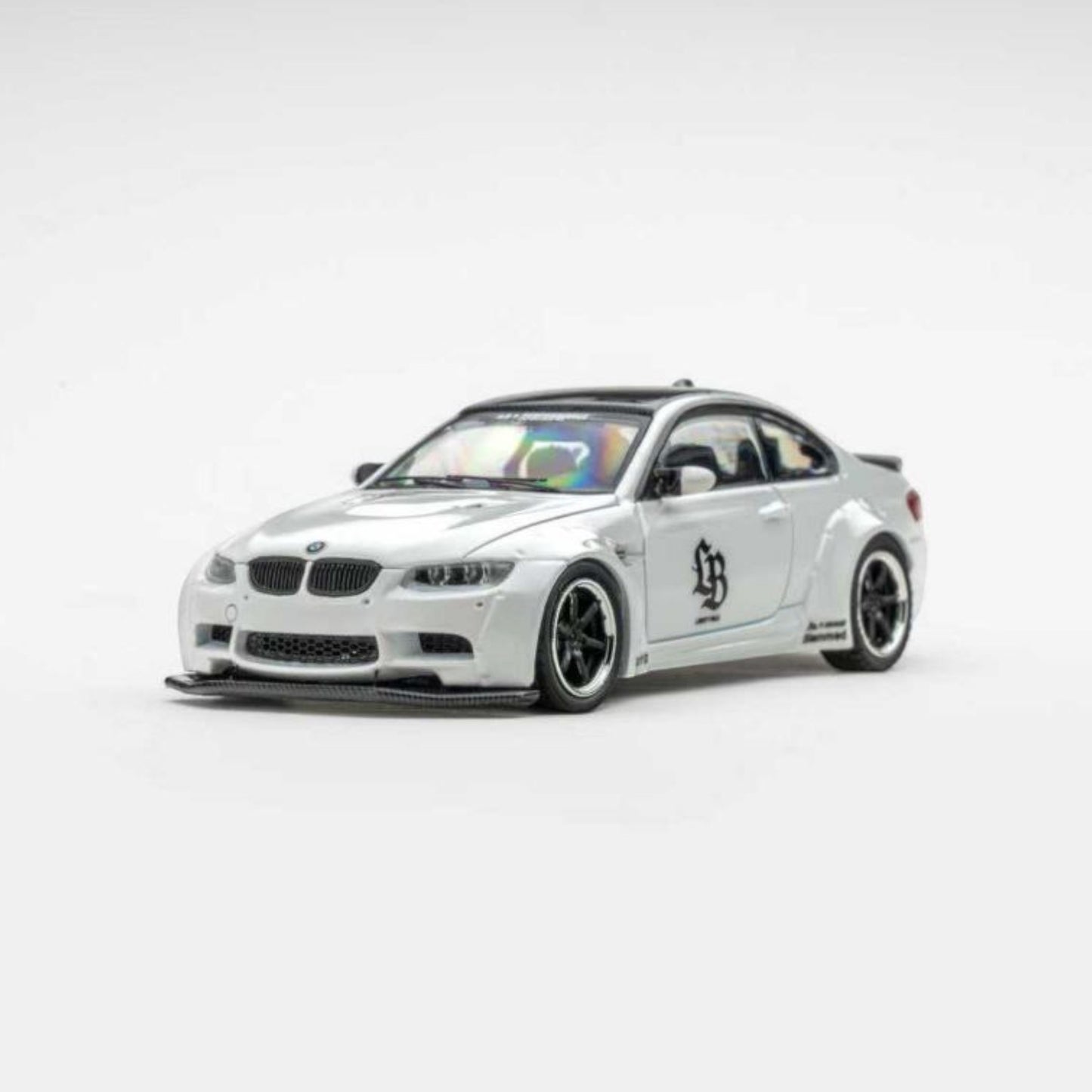 Fine Model - Pre-Order - BMW M3 E92 LB Customized, pearl white - FM64-LBE92-PWHI